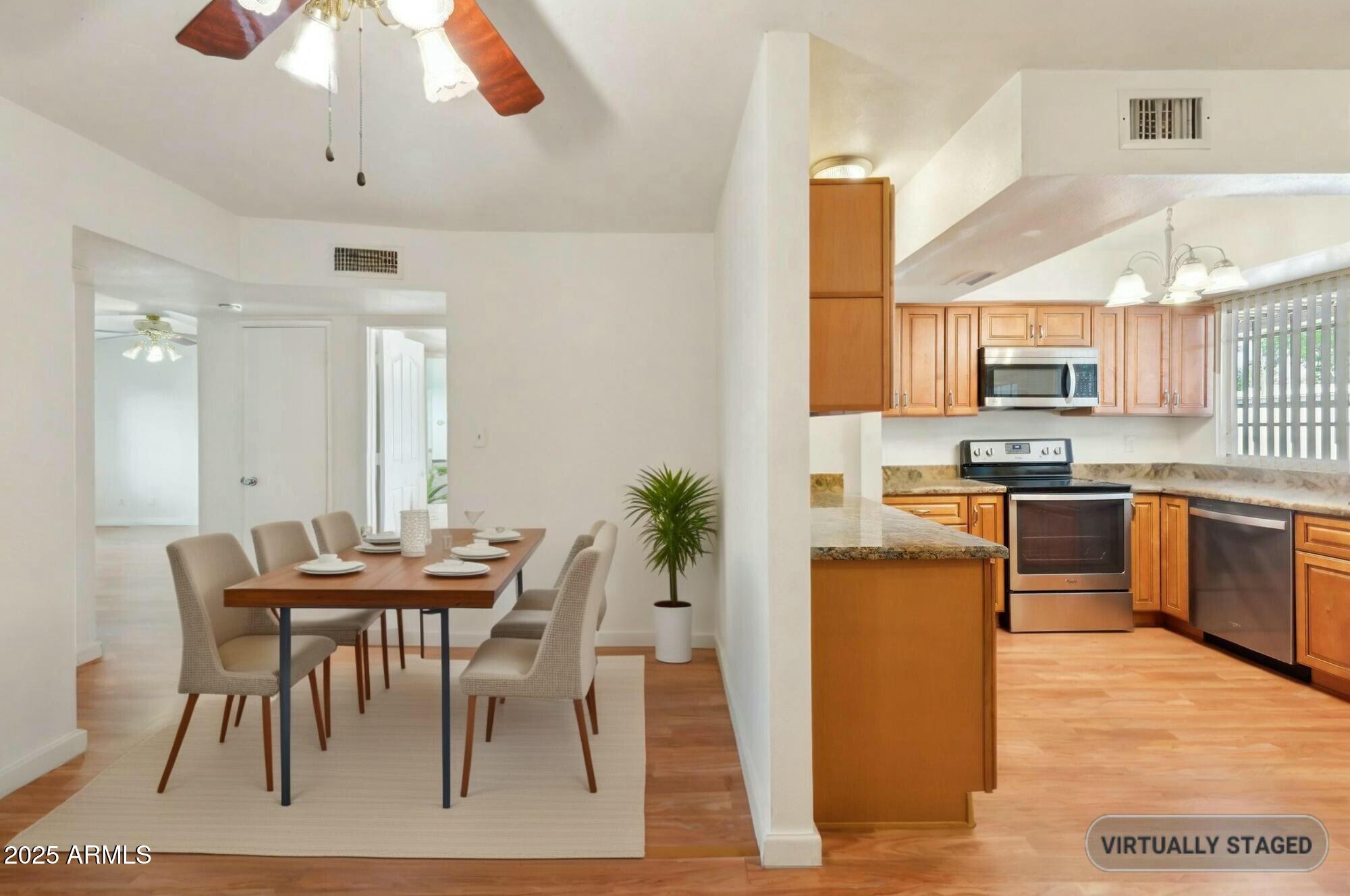 1845 W CITRUS Way