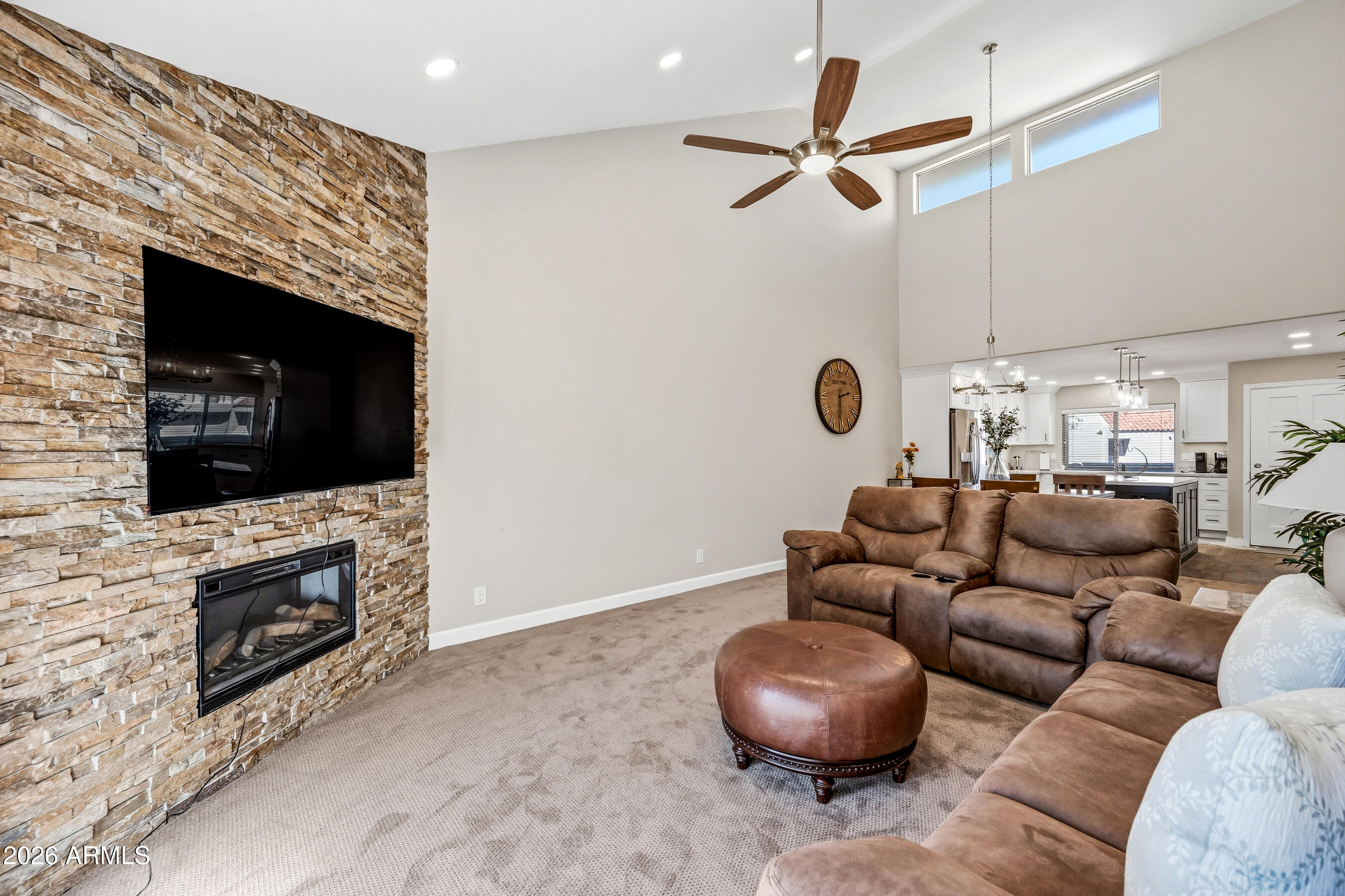 7340 N VIA CAMELLO DEL NORTE -- 234