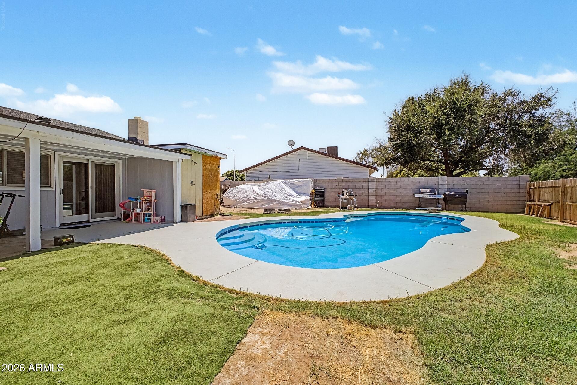 4006 S HANNA Drive