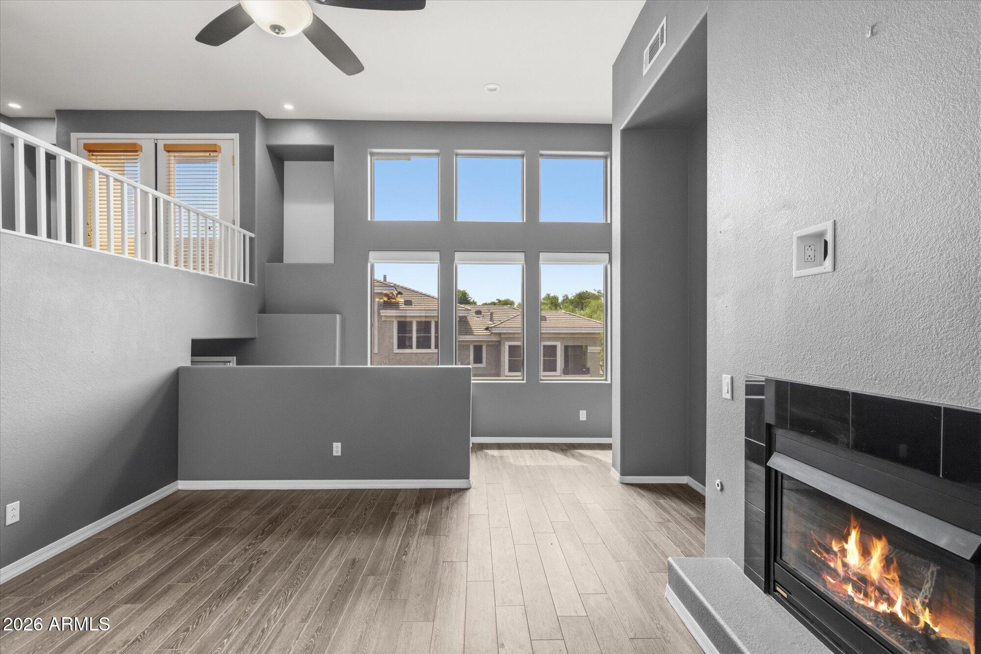15221 N CLUBGATE Drive 2127