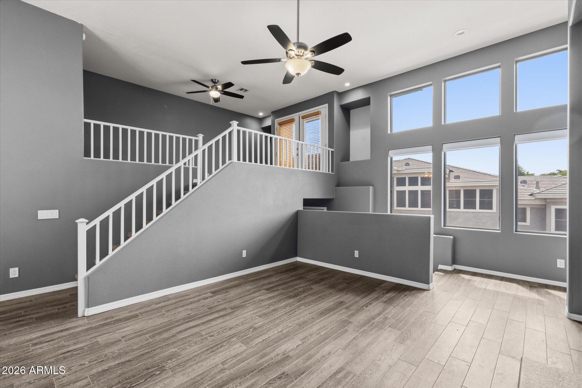 15221 N CLUBGATE Drive 2127