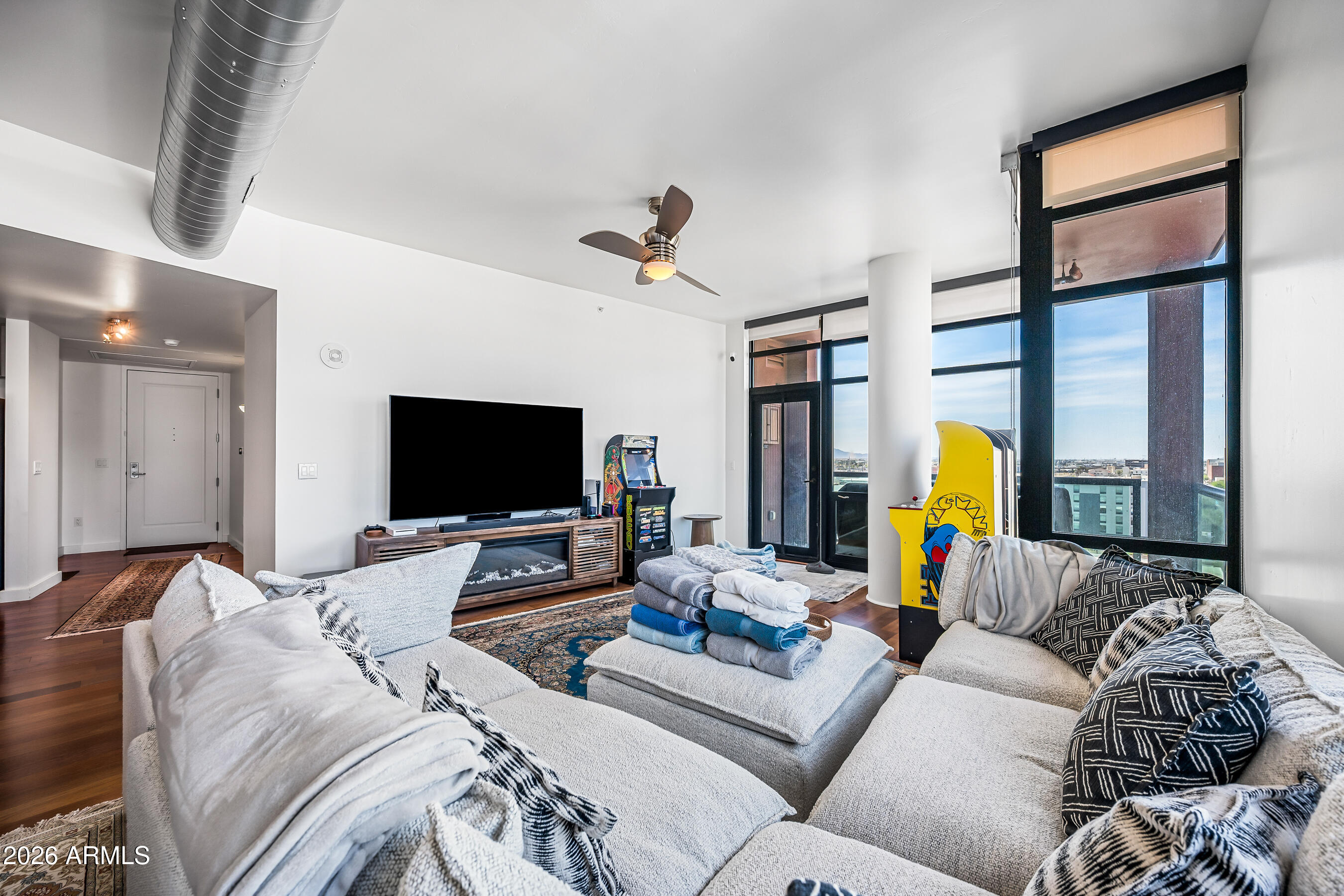 310 S 4TH Street 905