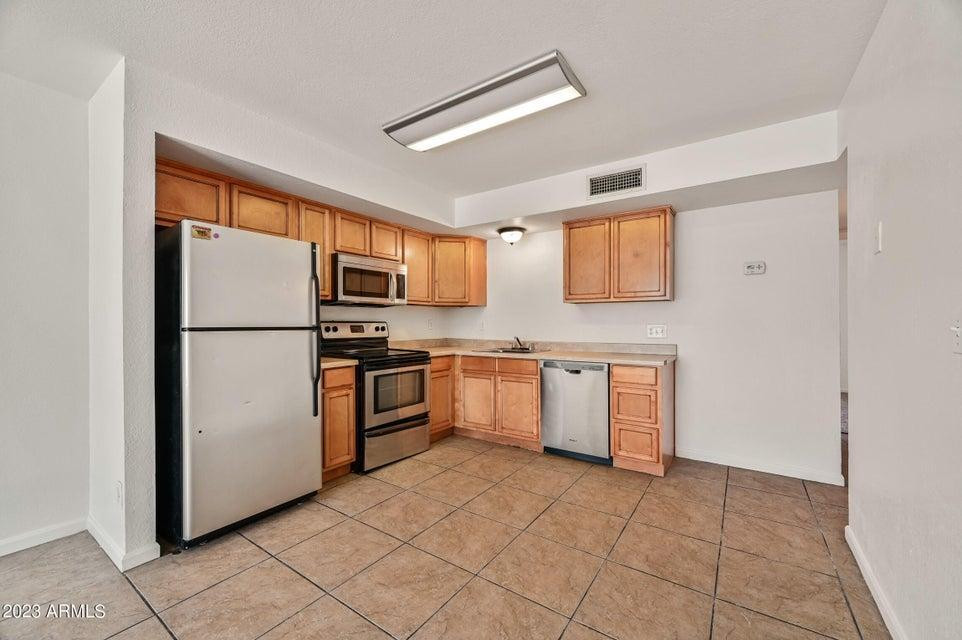 6166 E Glencove Street Apt 1