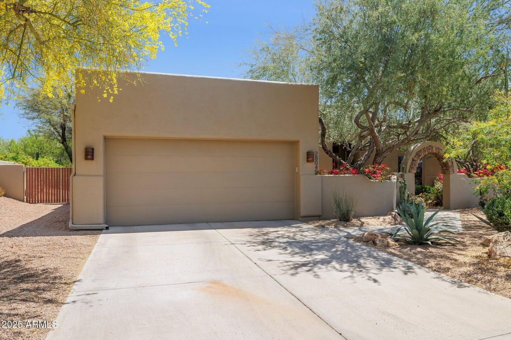 Photo of 28045 N 112th Place, Scottsdale, AZ 85262 (MLS # 6854228)