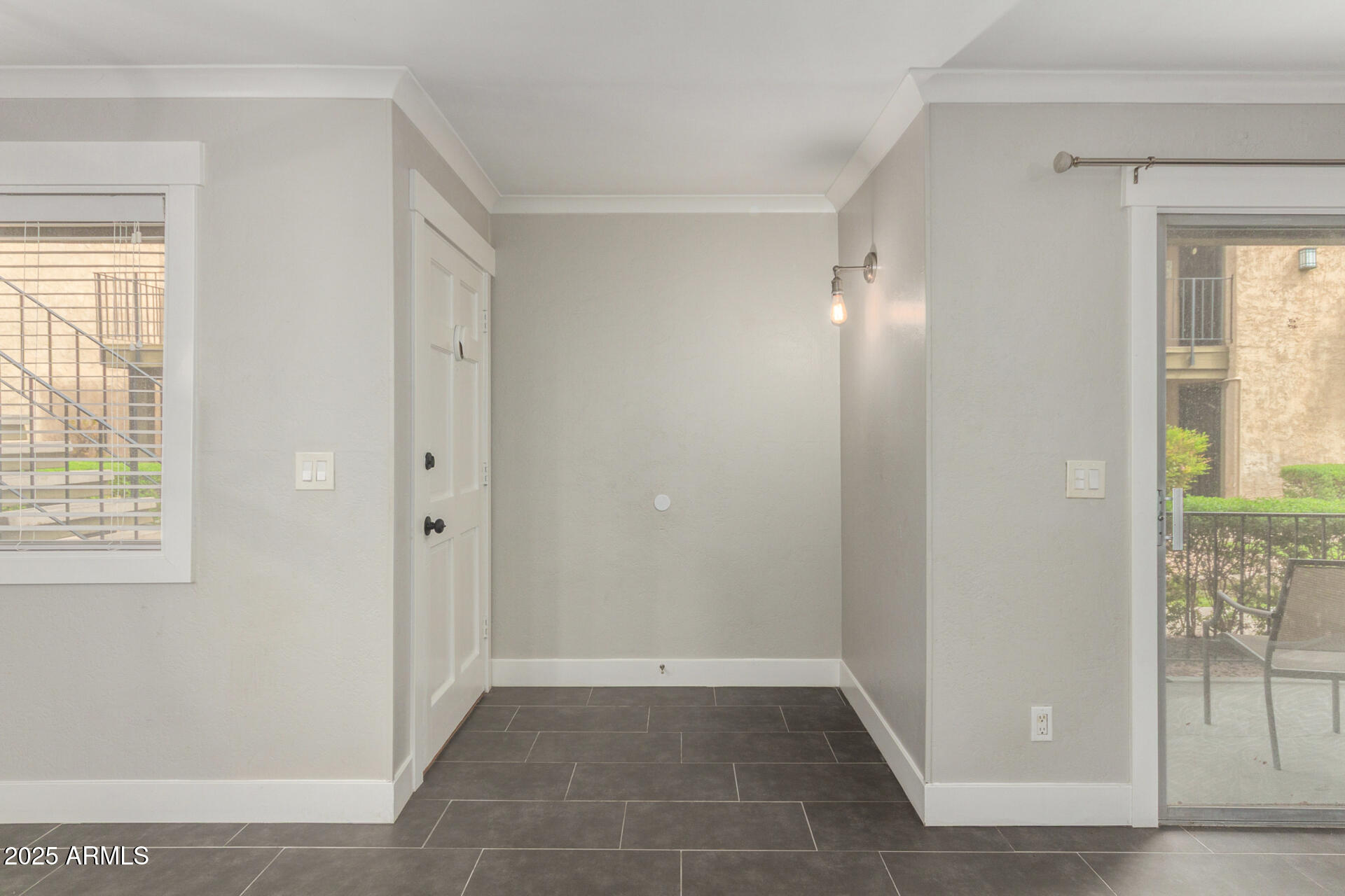 2228 E CAMPBELL Avenue 116