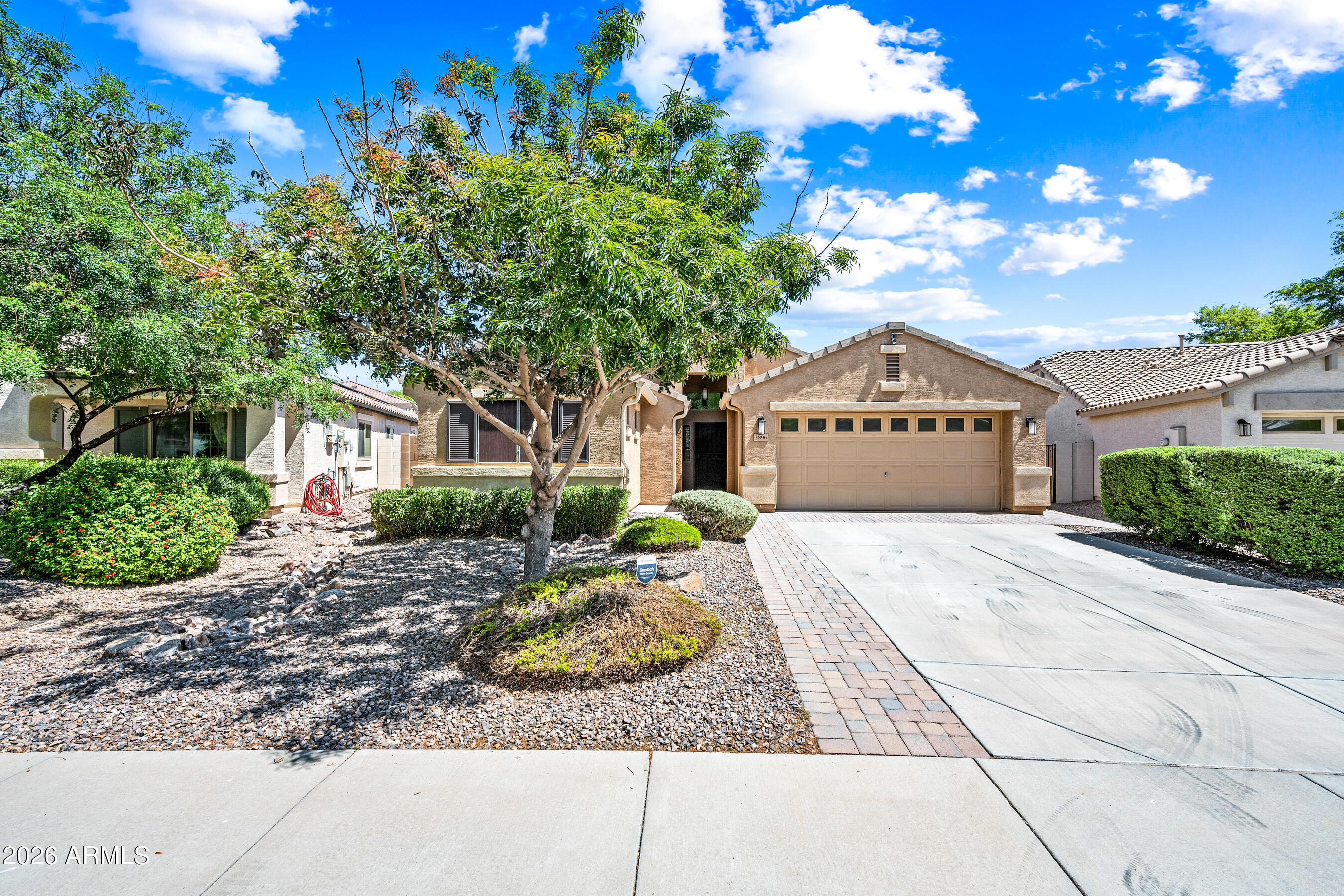 3896 E ARAGONITE Lane