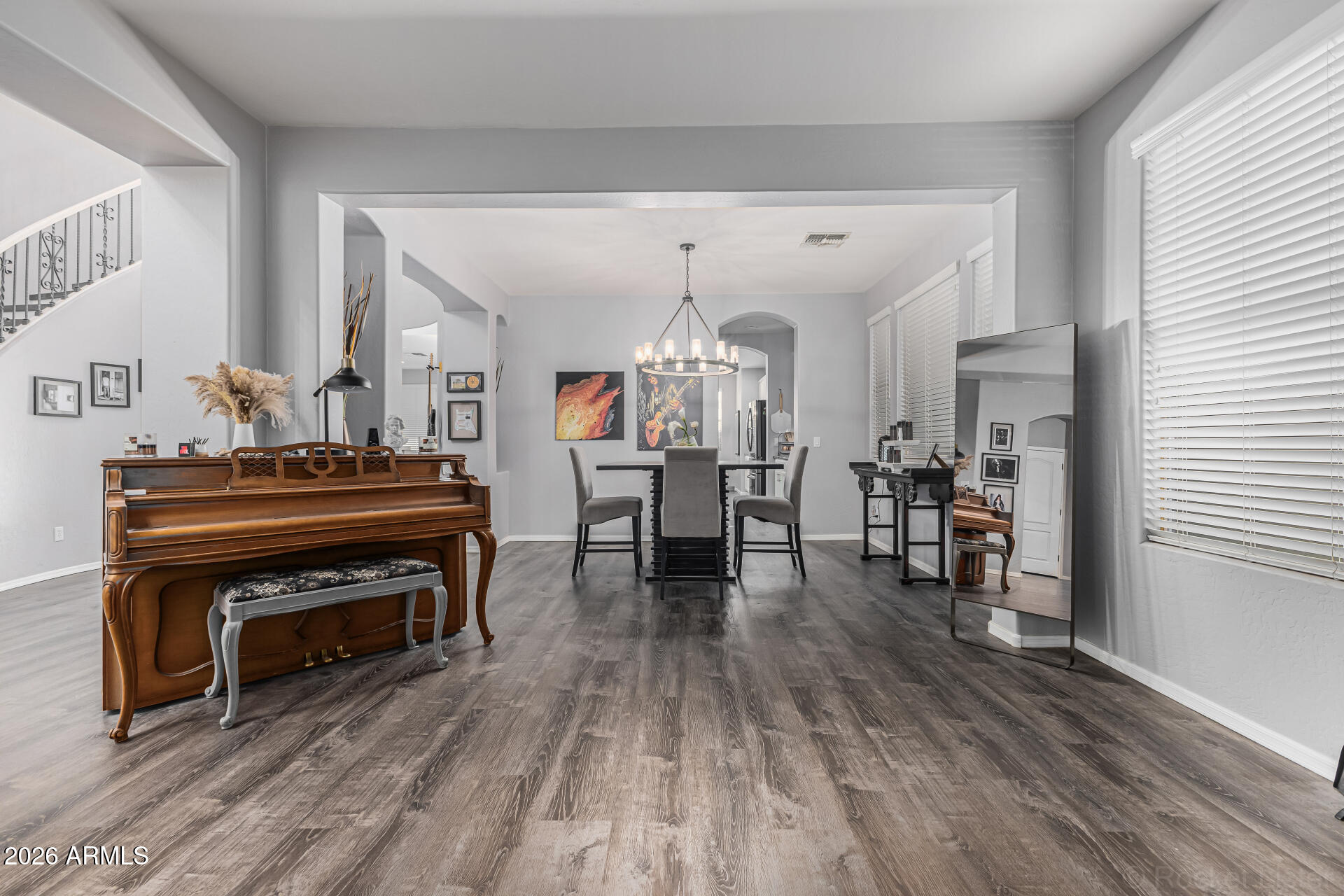 2415 S Whetstone Place