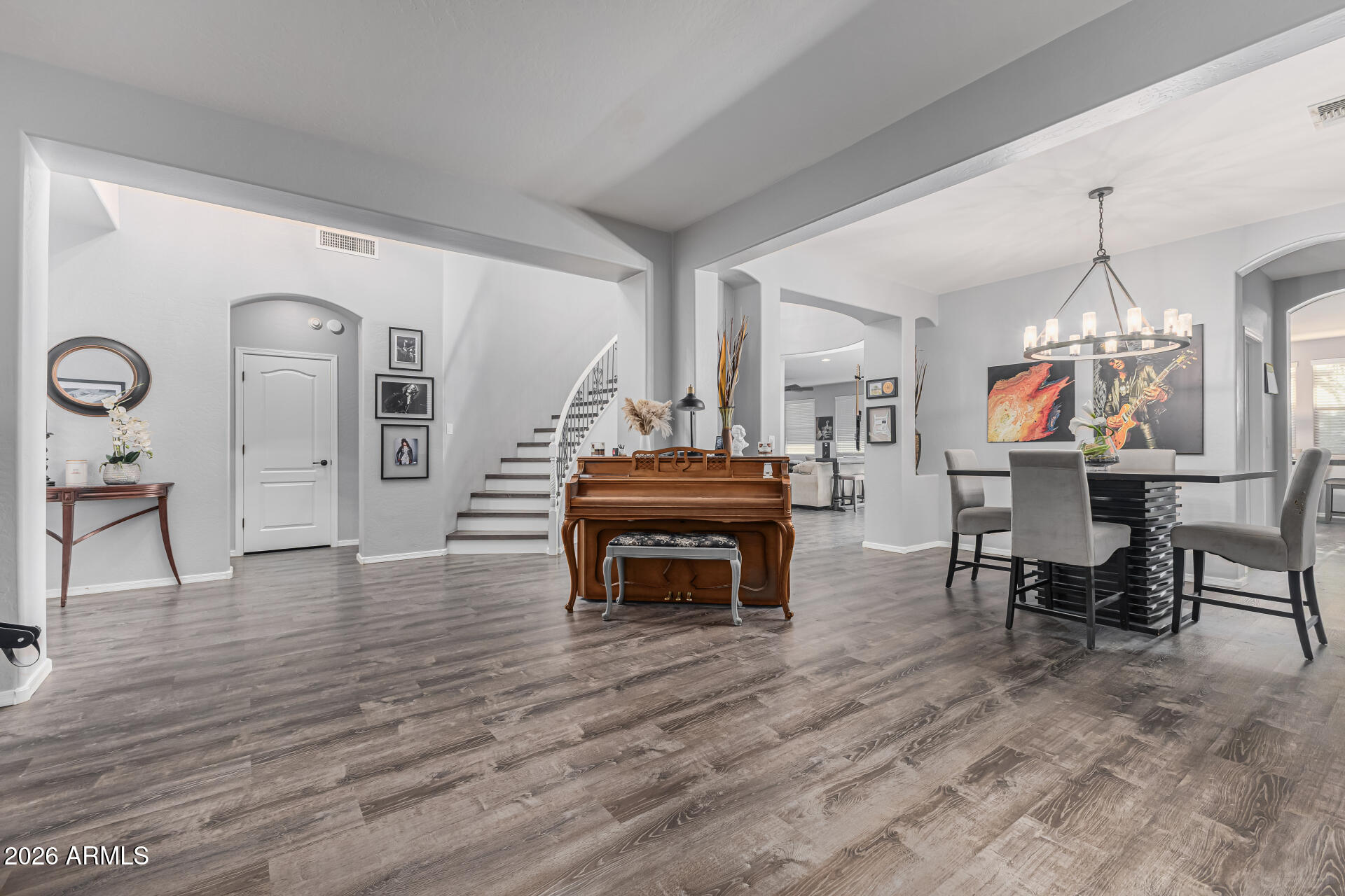 2415 S Whetstone Place