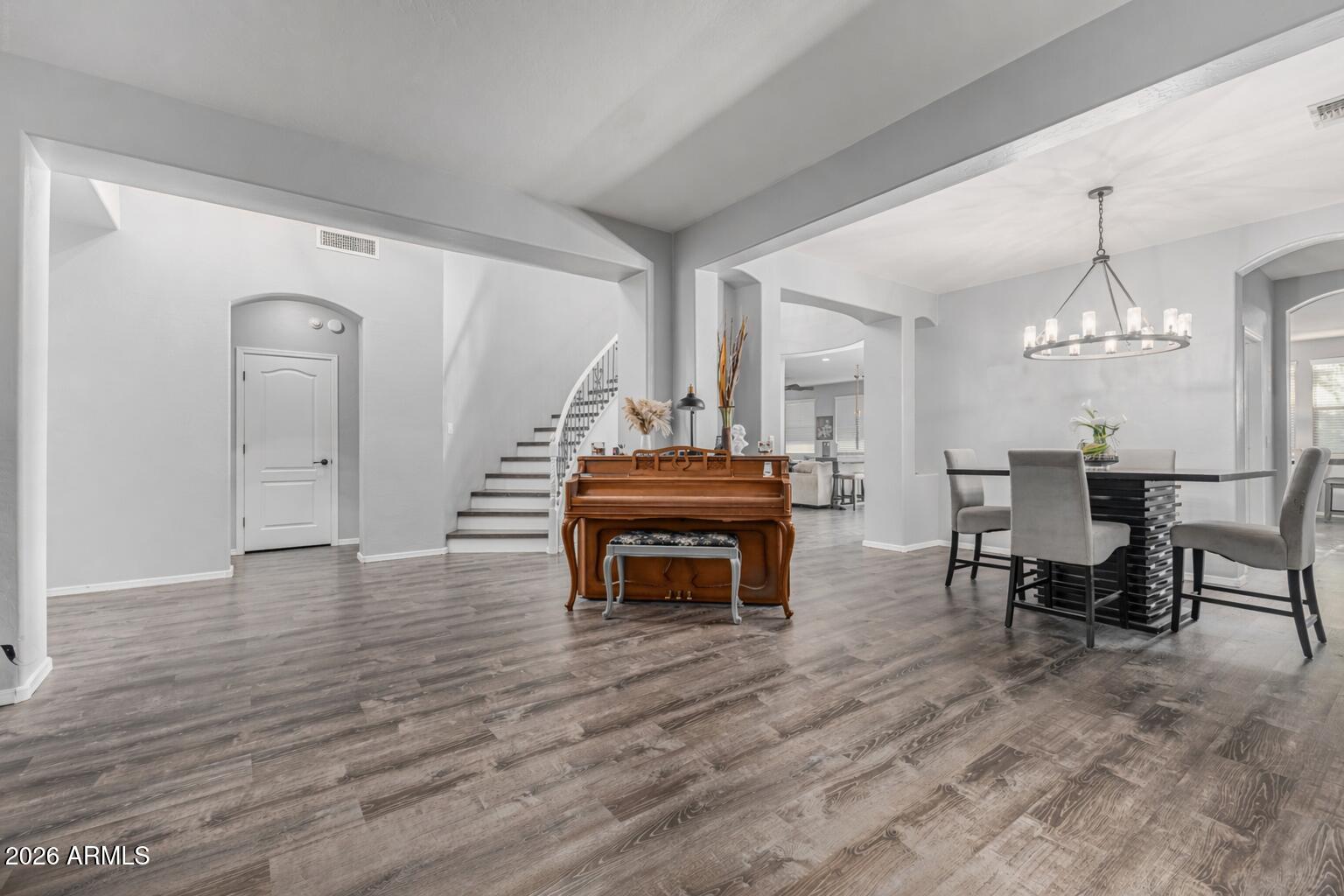 2415 S Whetstone Place