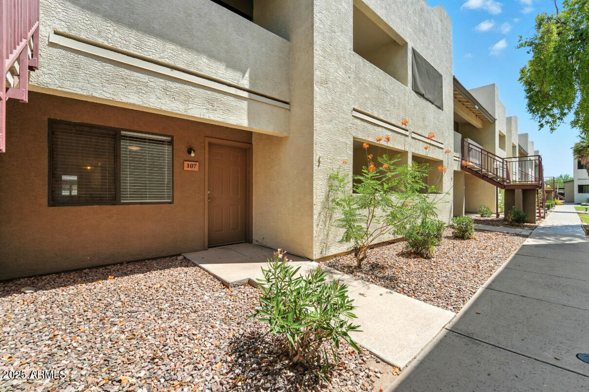3301 E EARLL Drive 107