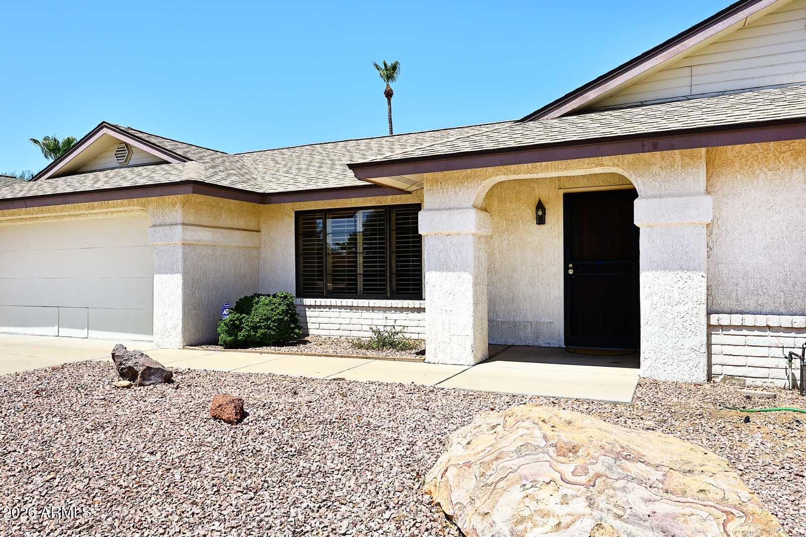 17218 N DESERT GLEN Drive