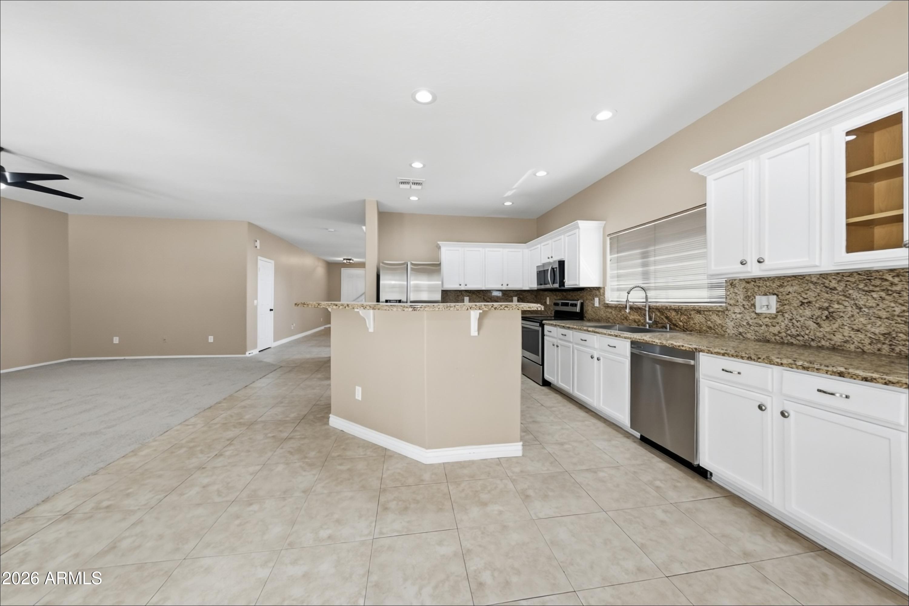 3109 W LUCIA Drive