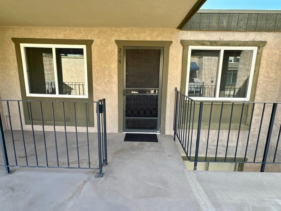 2228 E CAMPBELL Avenue 214