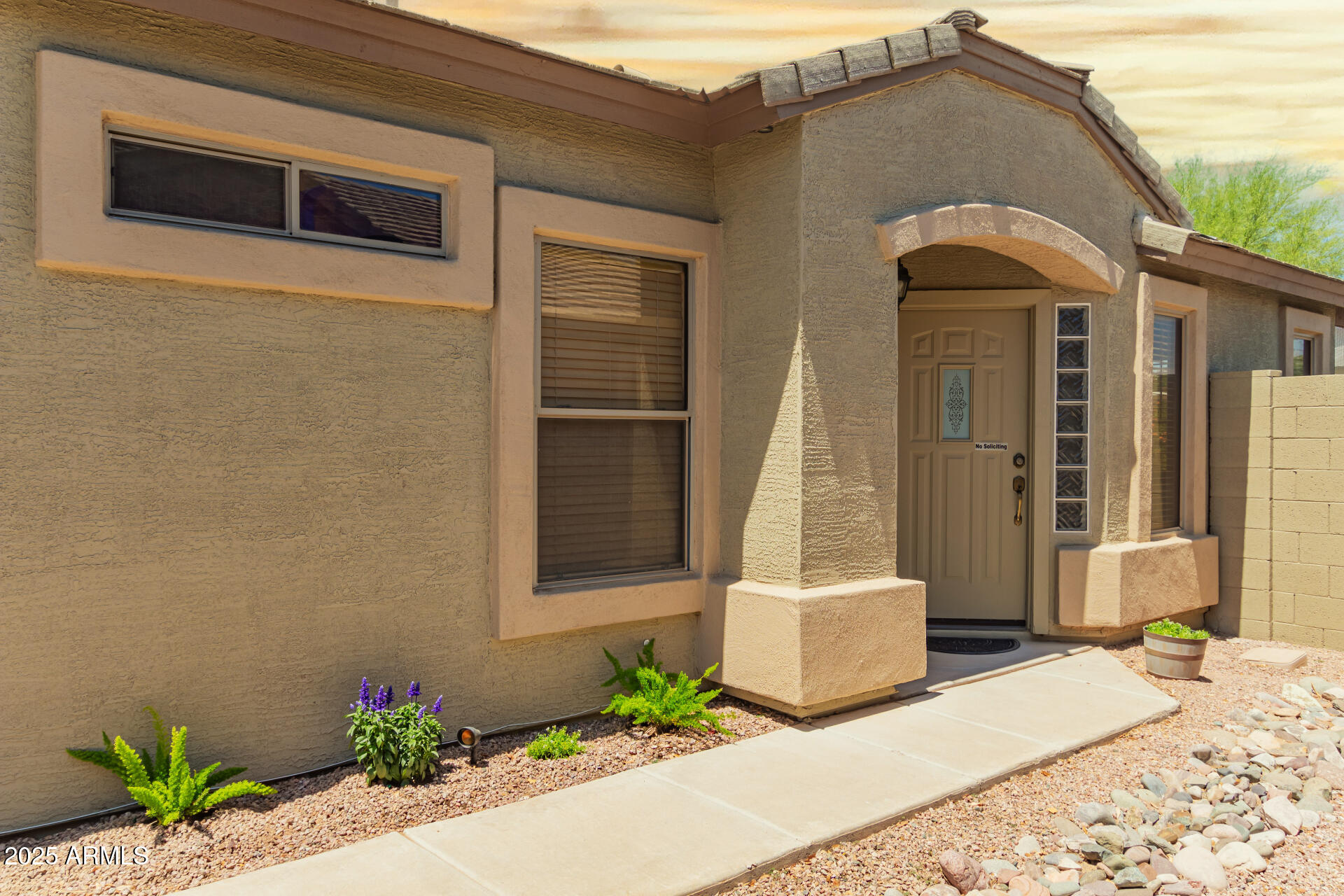 43036 W ANNE Lane