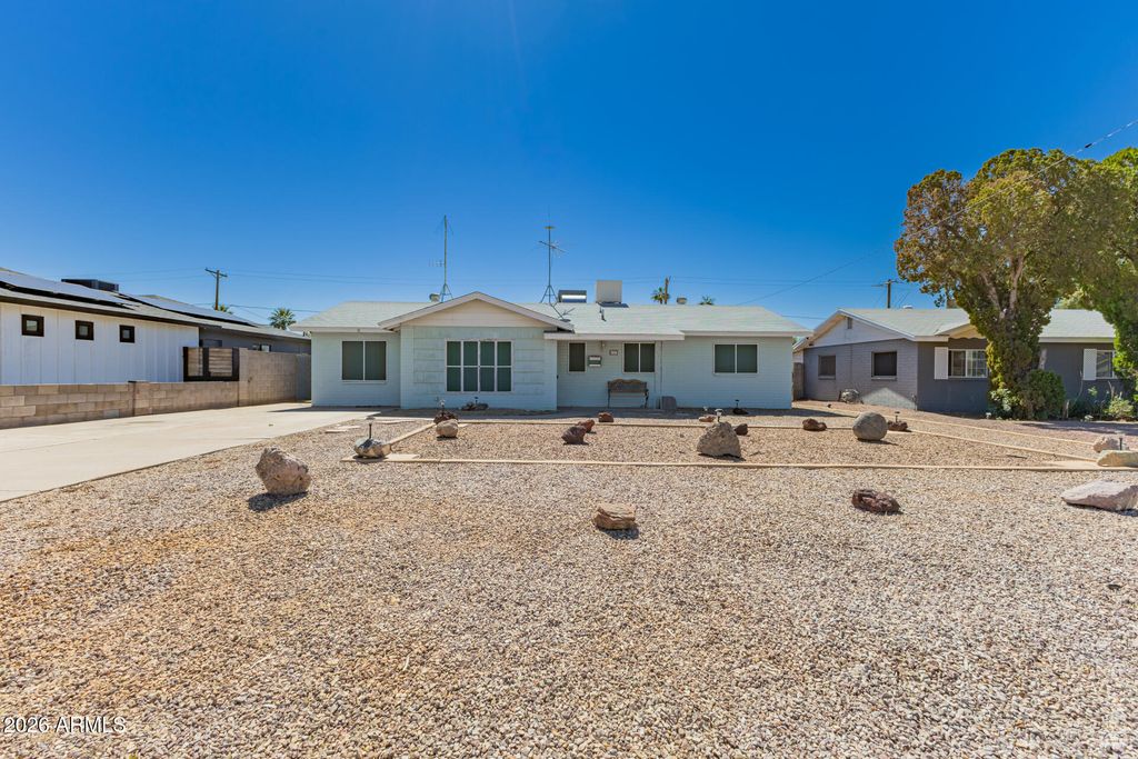 Photo of 4323 E Hubbell Street, Phoenix, AZ 85008 (MLS # 7001484)