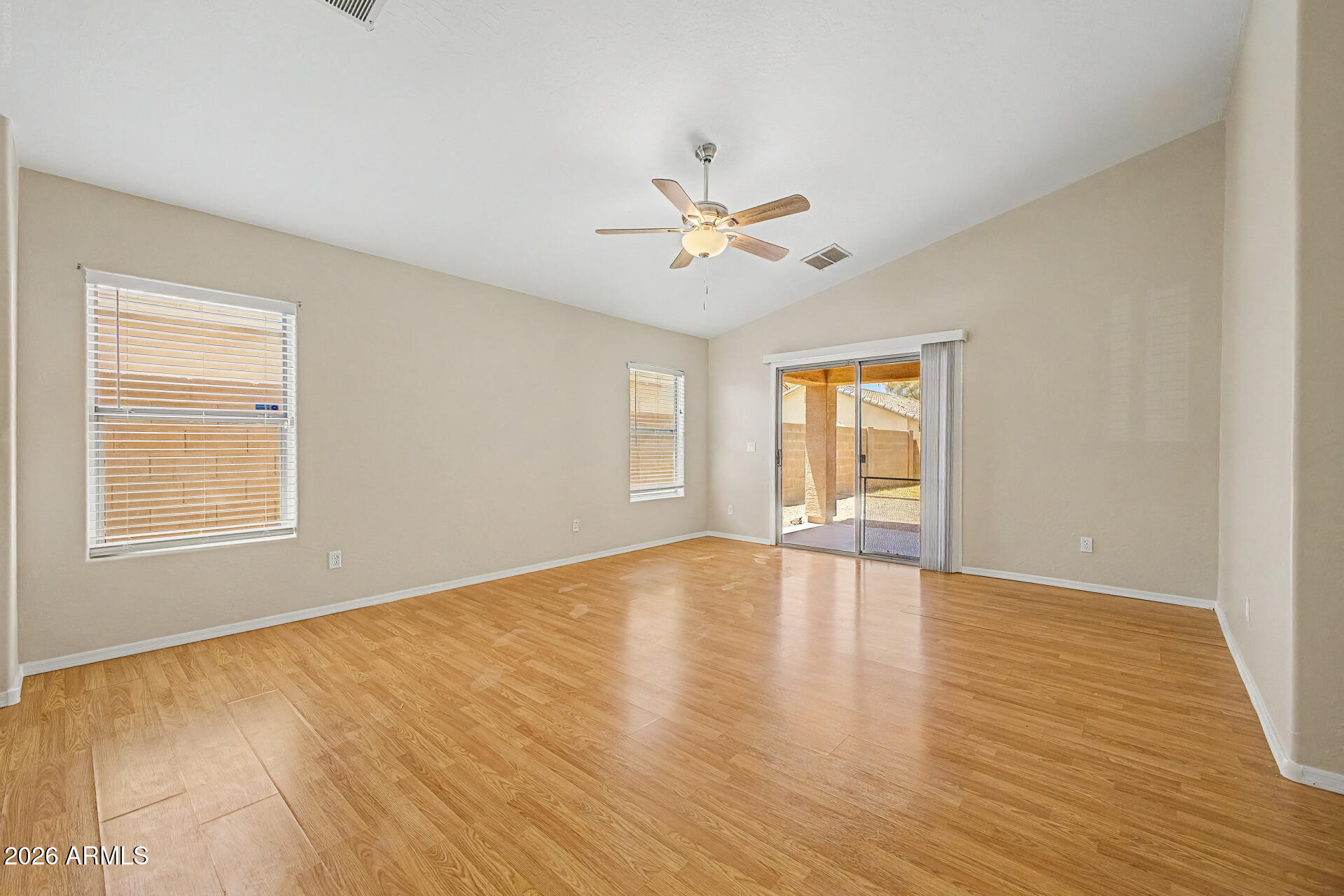 3162 W SUNSHINE BUTTE Drive