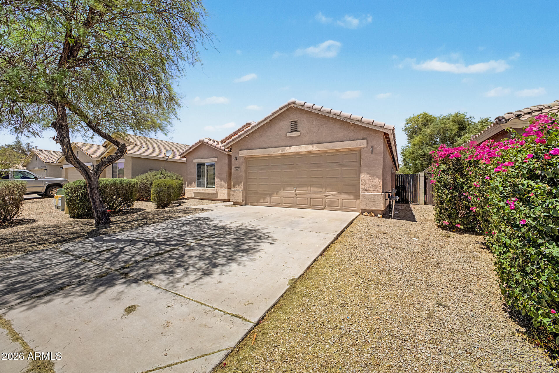 3162 W SUNSHINE BUTTE Drive