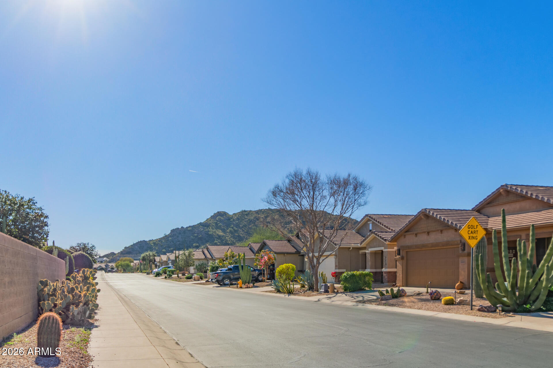 757 W TWIN PEAKS Parkway