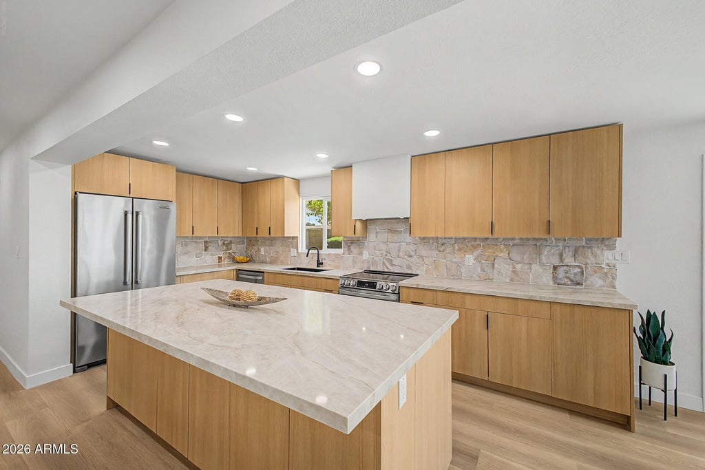 Photo of 3440 E Sunnyside Drive, Phoenix, AZ 85028 (MLS # 7053774)