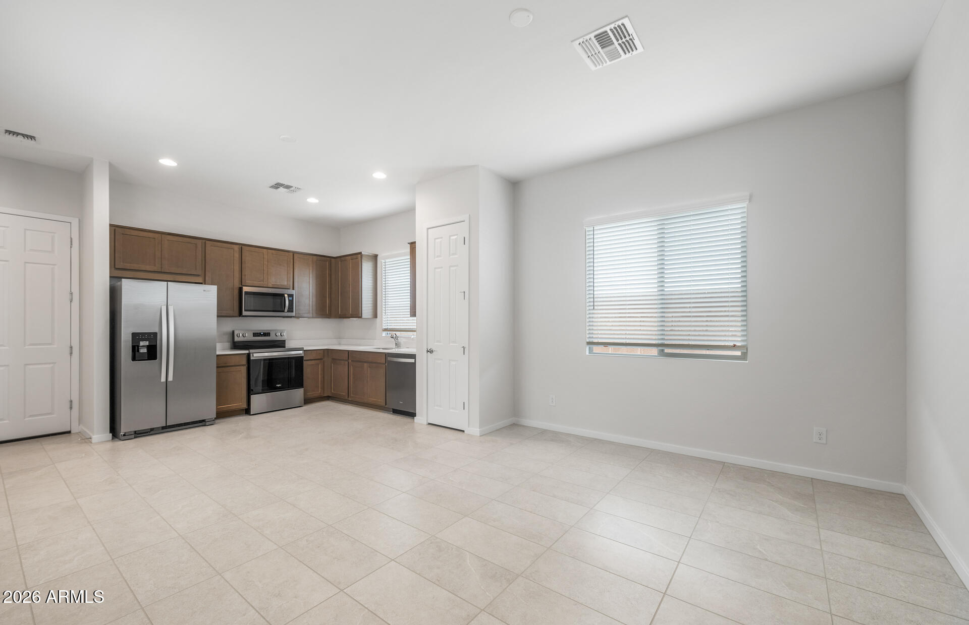 2512 E Truffle Road