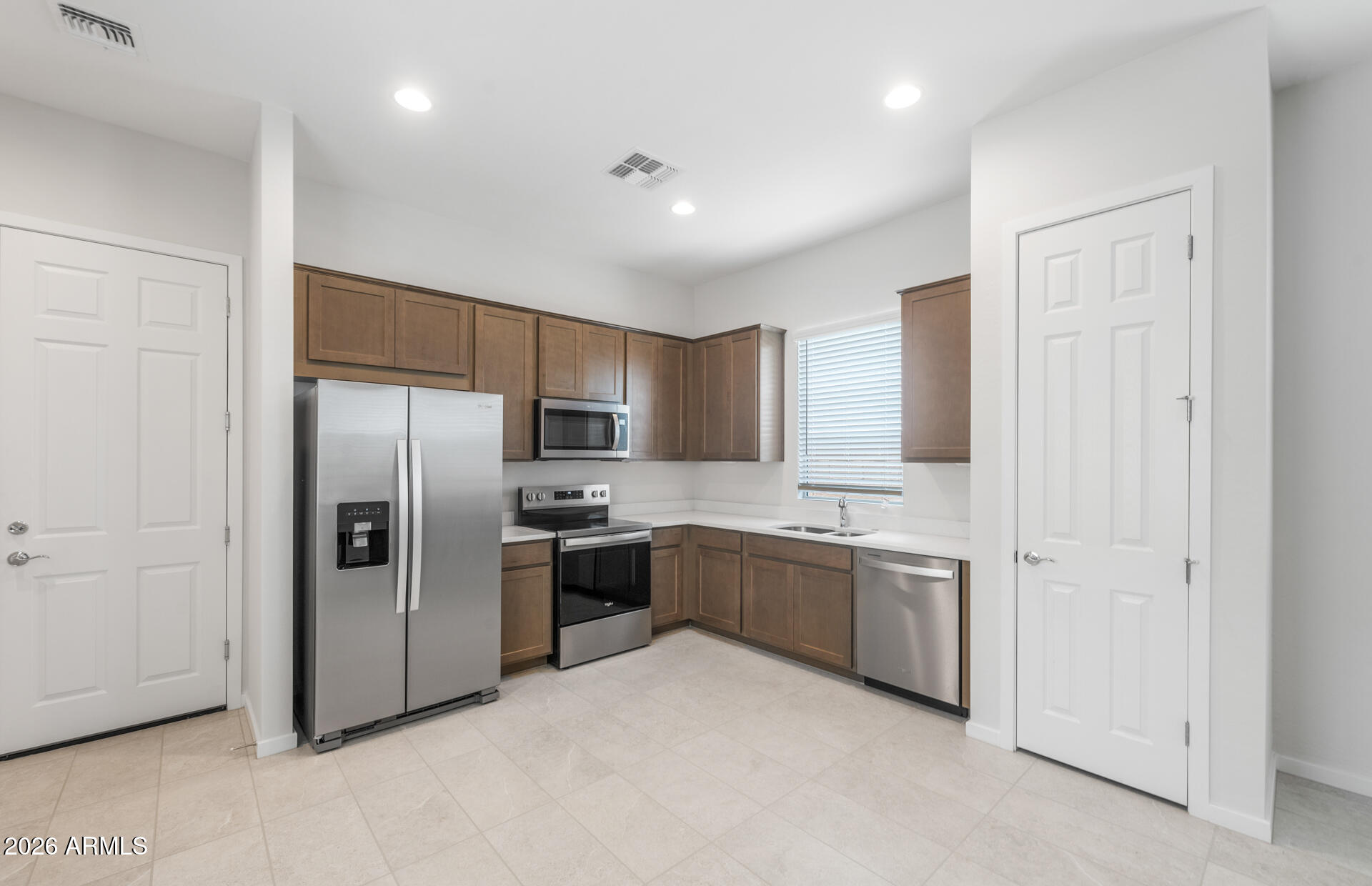 2512 E Truffle Road