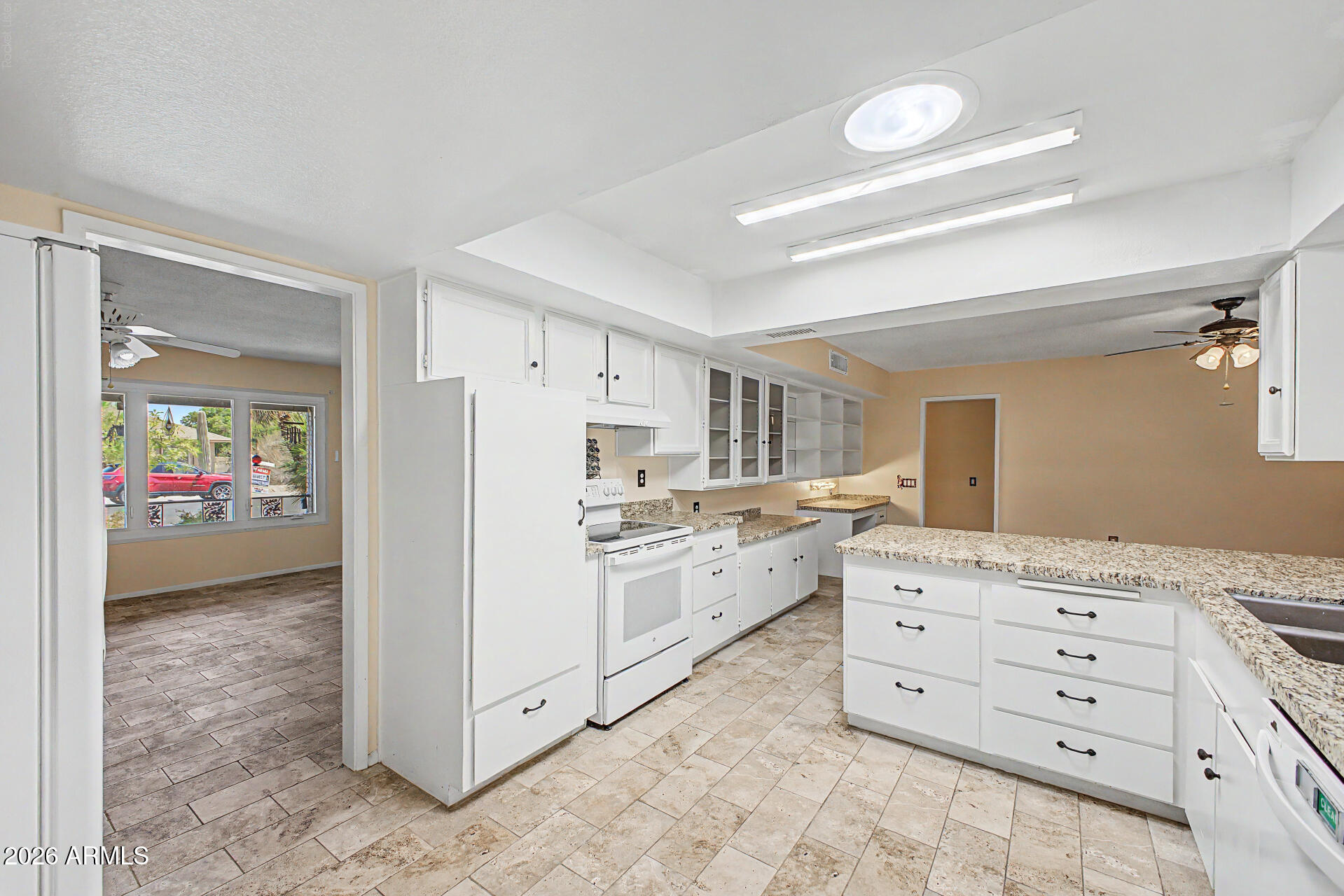 19817 N SOMBRERO Circle