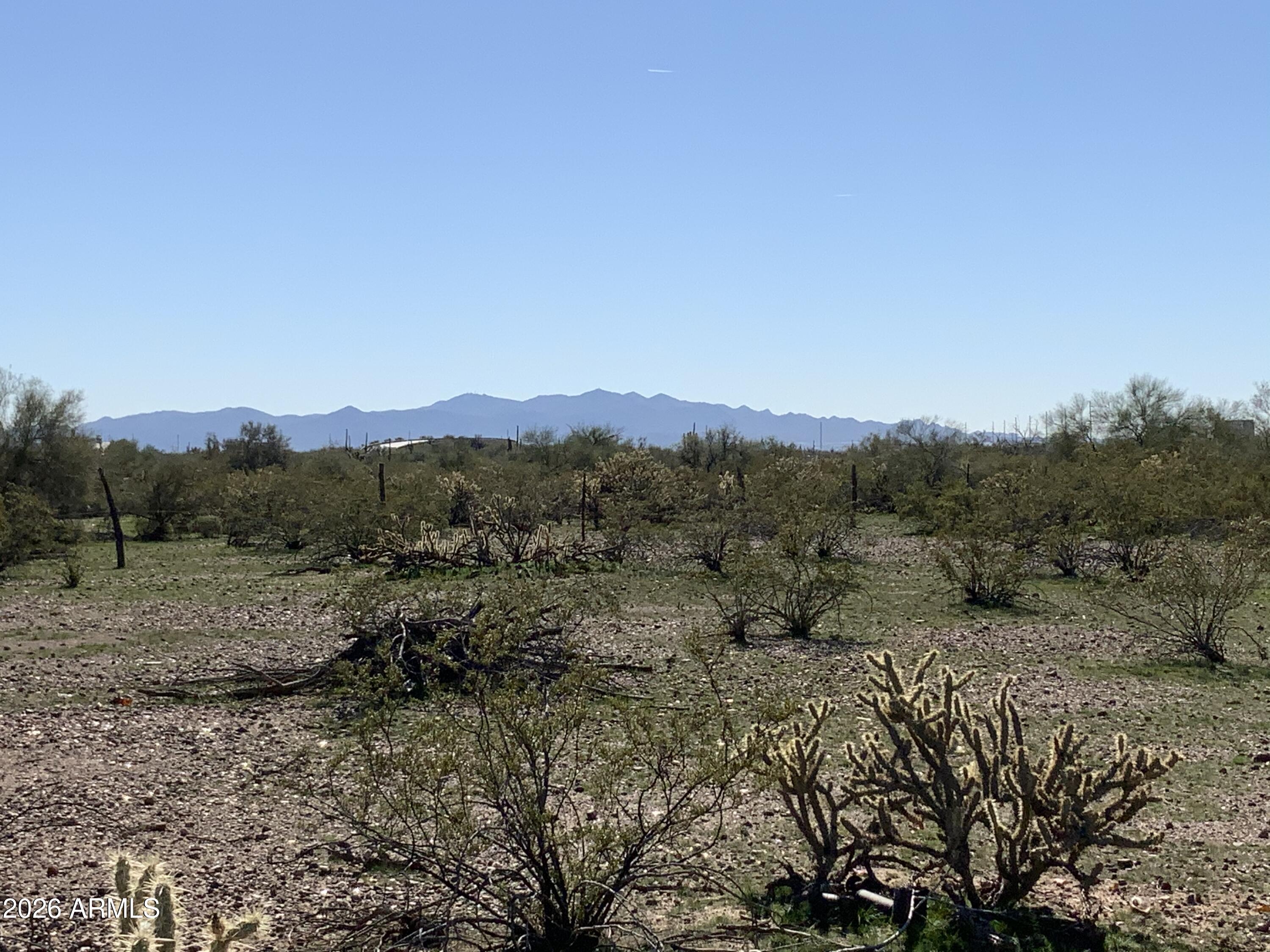 25625 W ROCKAWAY HILLS Drive