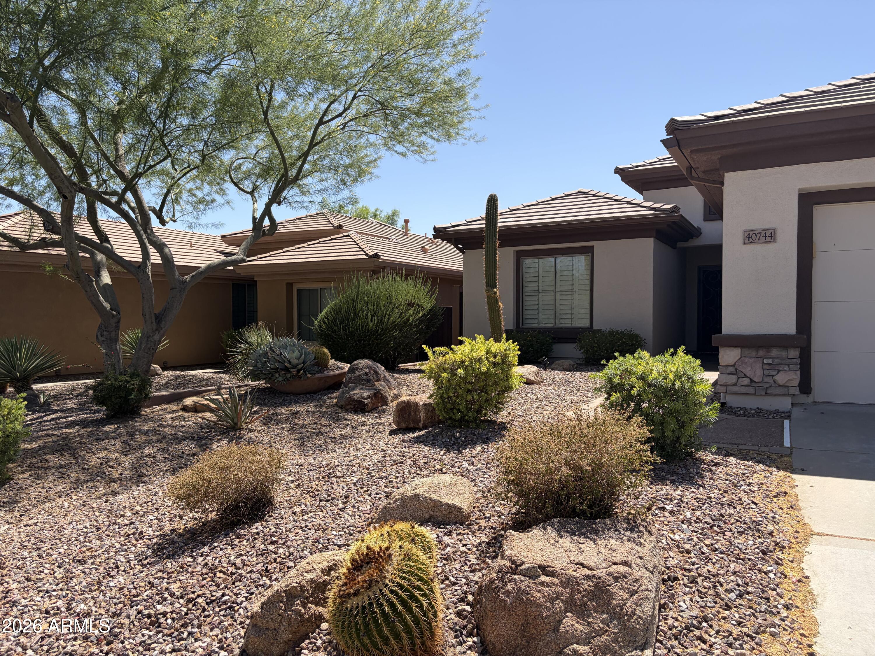 40744 N Noble Hawk Court