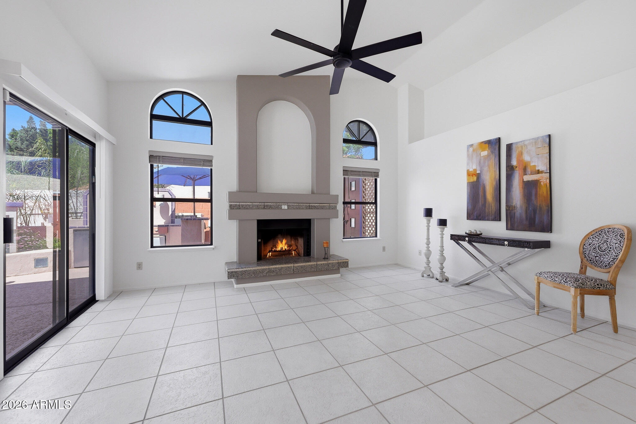 1531 W SHERRI Drive