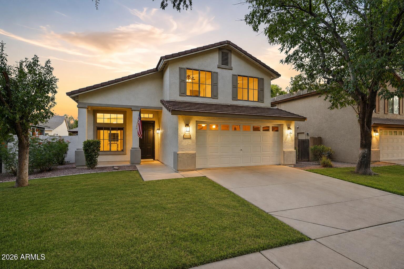 3533 E LINDA Lane