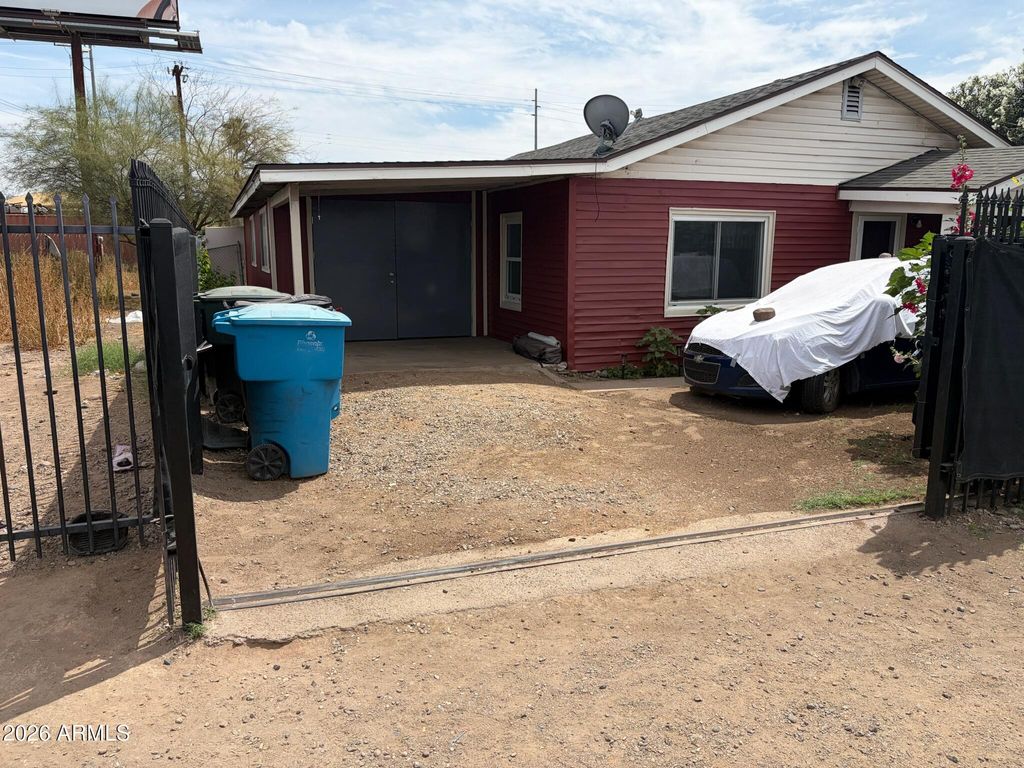 Photo of 2045 S 6th Avenue, Phoenix, AZ 85003 (MLS # 7021359)
