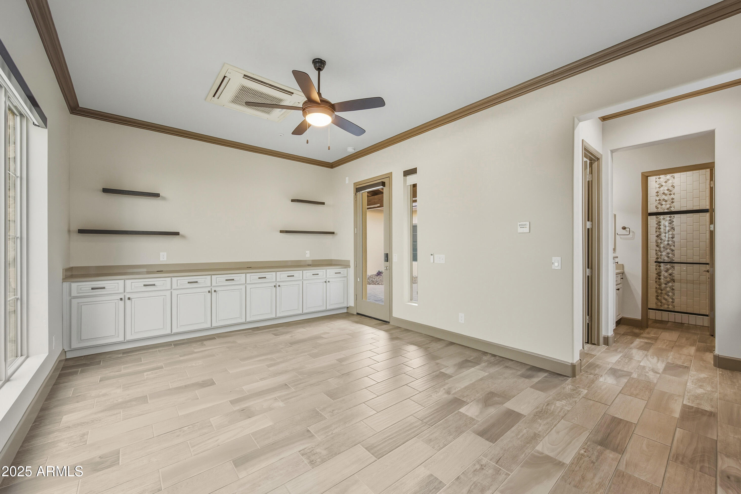 TEGAVAH UNIT 2.1 REPLAT OF VISTA VERDE UNIT 1 TR - Residential