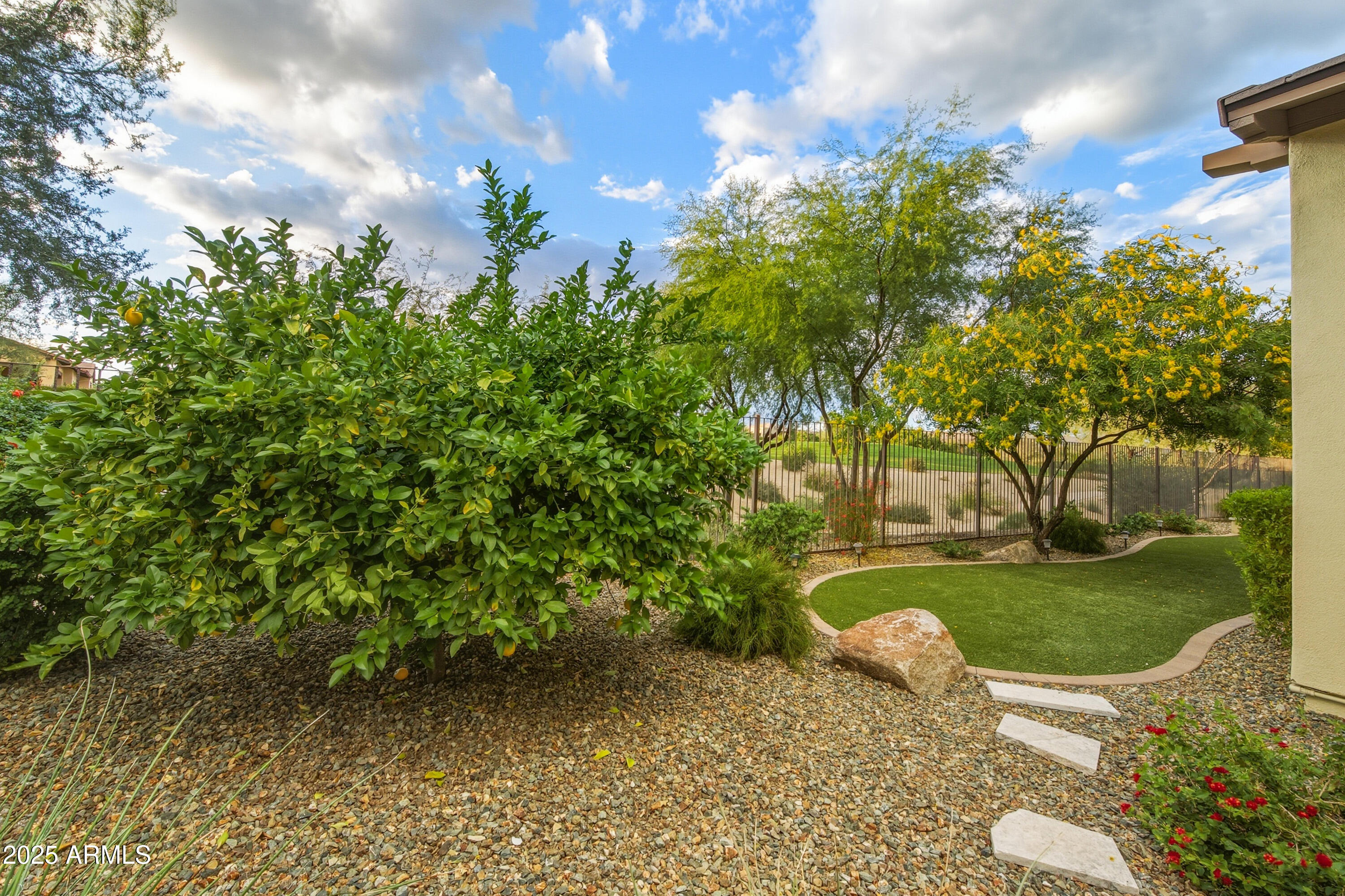 TEGAVAH UNIT 2.1 REPLAT OF VISTA VERDE UNIT 1 TR - Residential