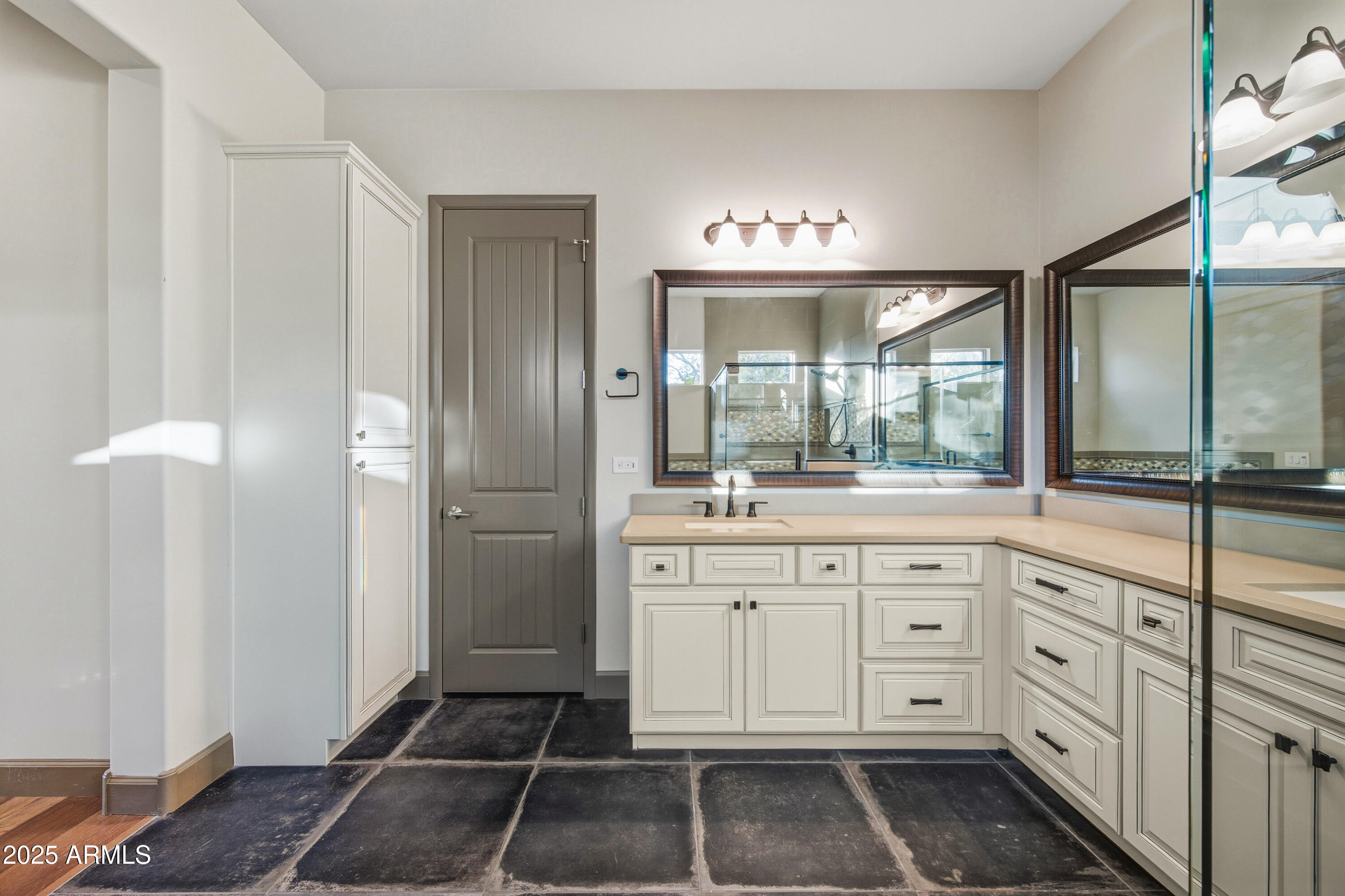 TEGAVAH UNIT 2.1 REPLAT OF VISTA VERDE UNIT 1 TR - Residential