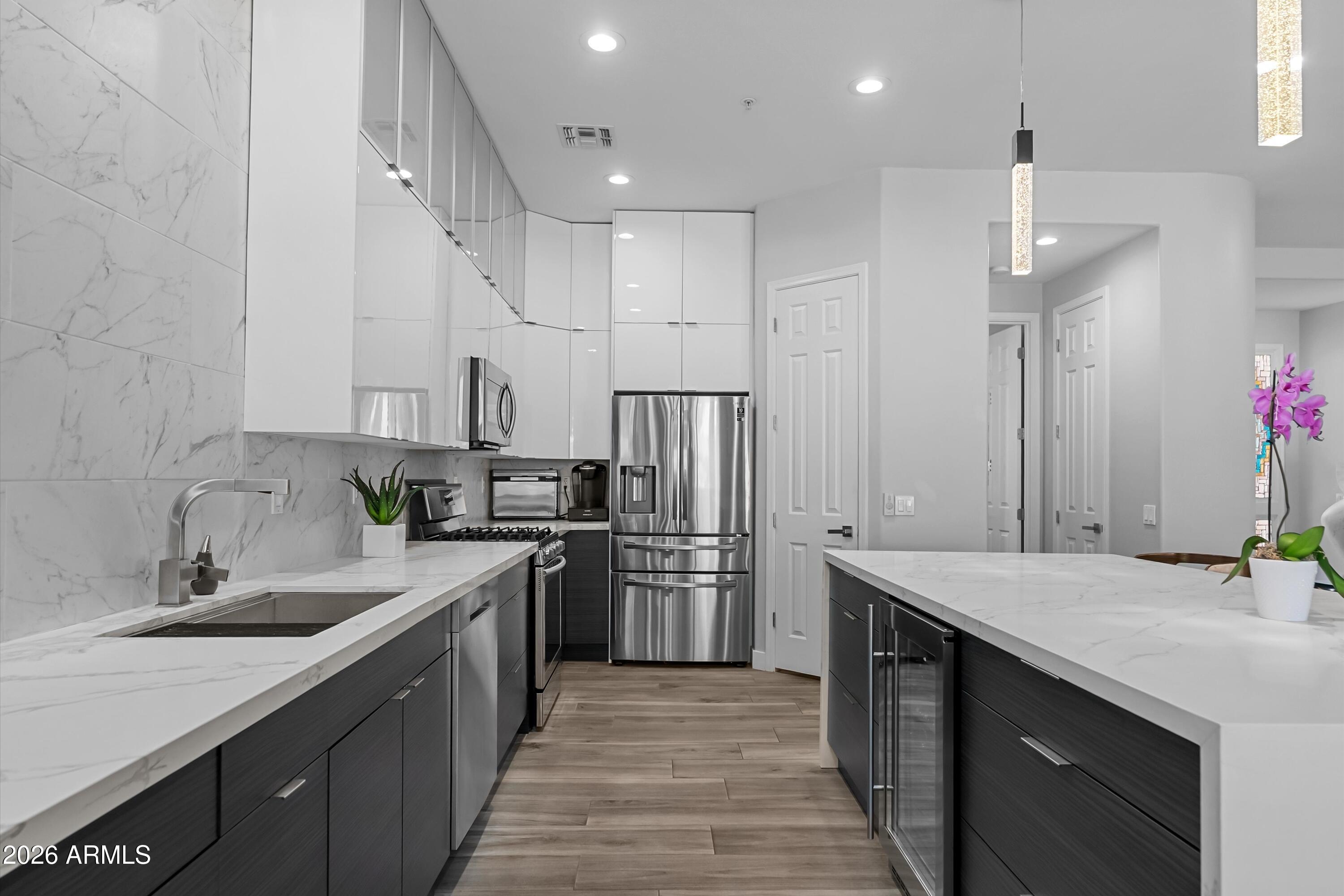 7246 E LUPINE Avenue