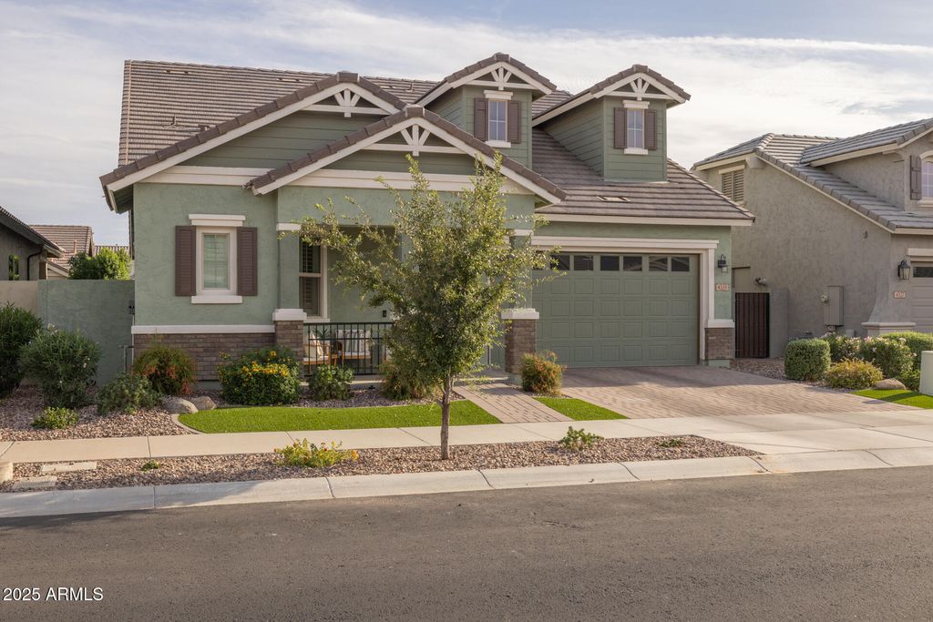 Photo of 4335 E Clifton Avenue, Gilbert, AZ 85295 (MLS # 6921662)