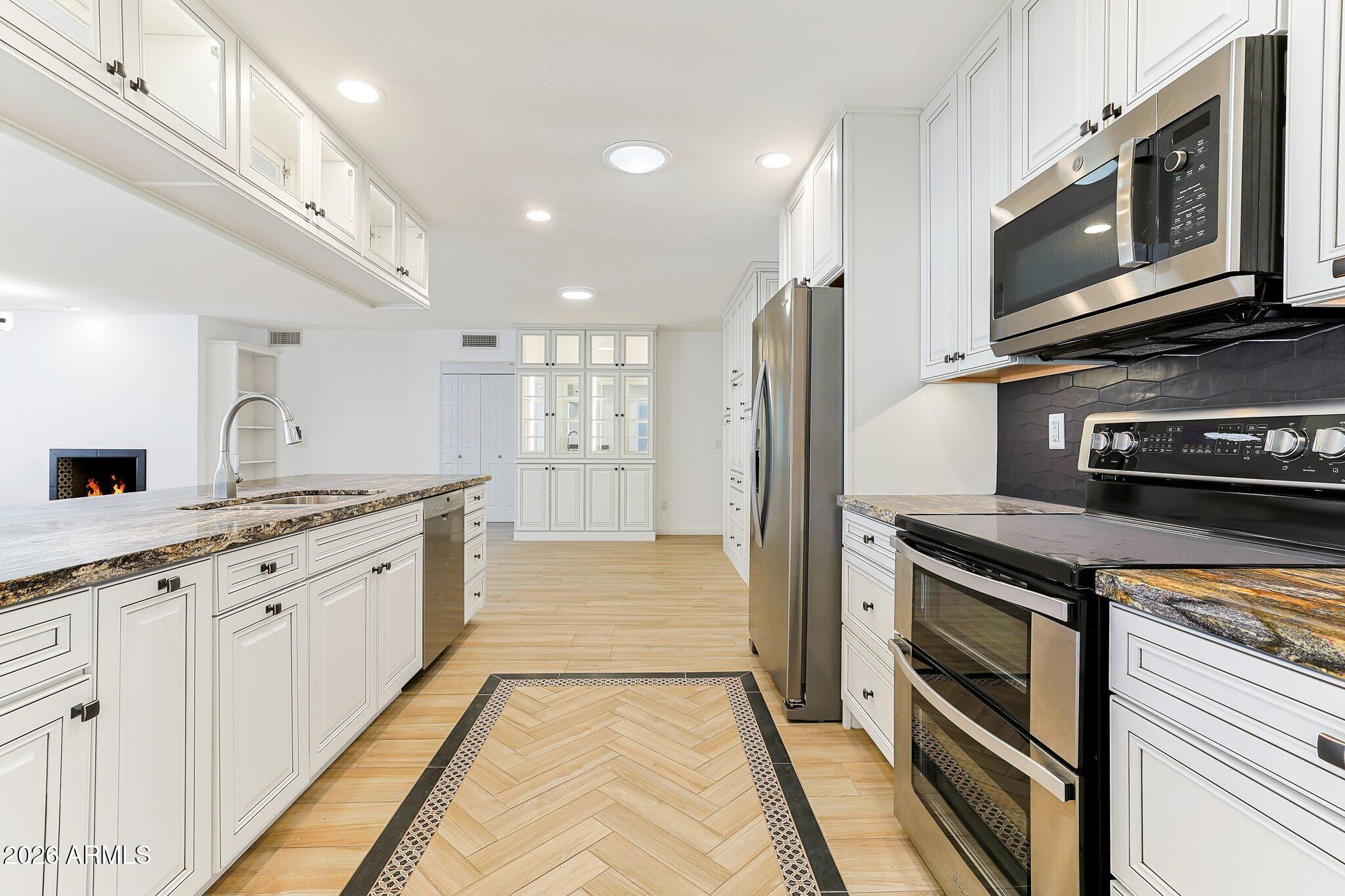 PASEO VILLAGE AMD - Residential
