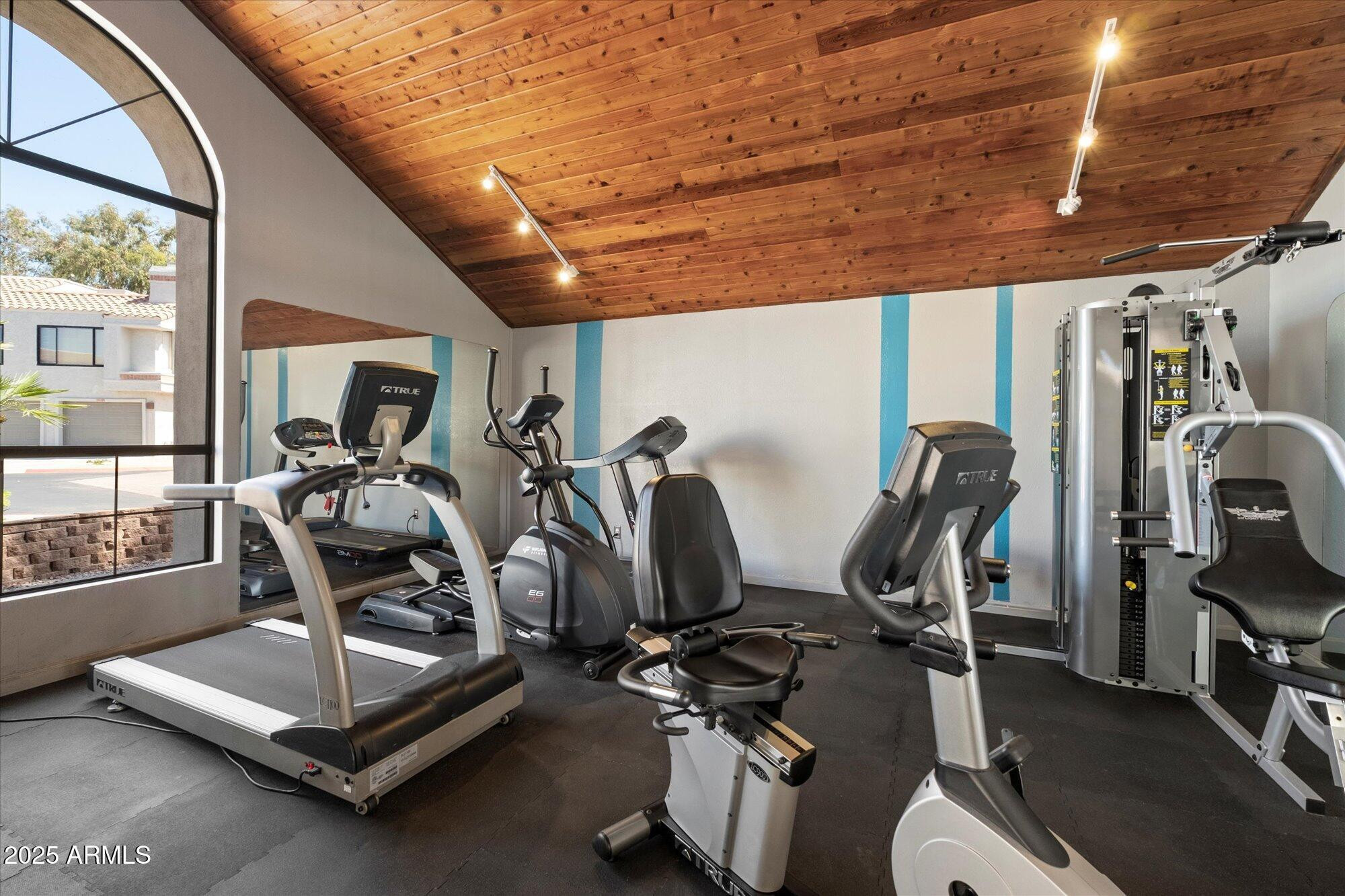 10115 E Mountain View Road Unit 1092