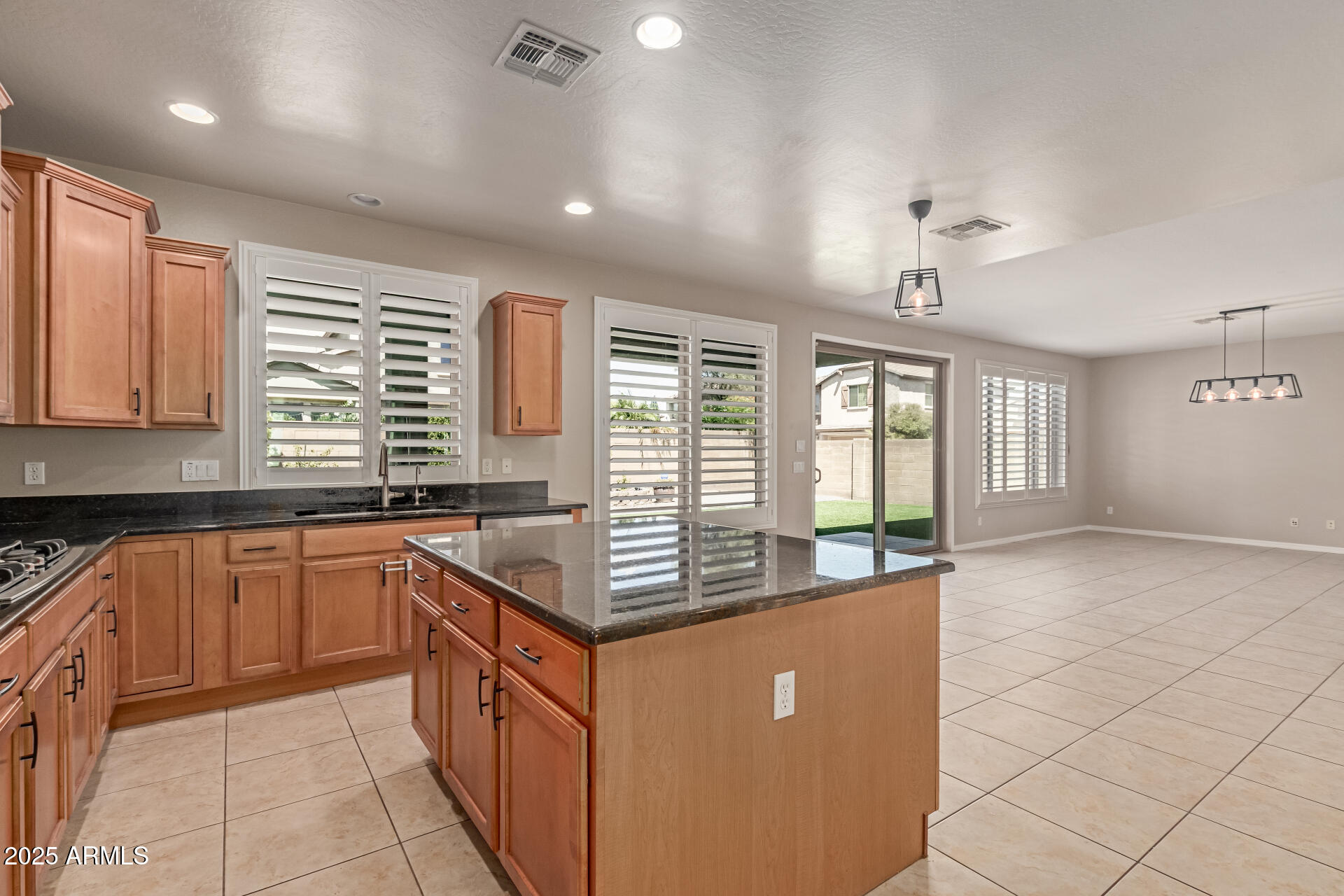 6030 W MONTEBELLO Way