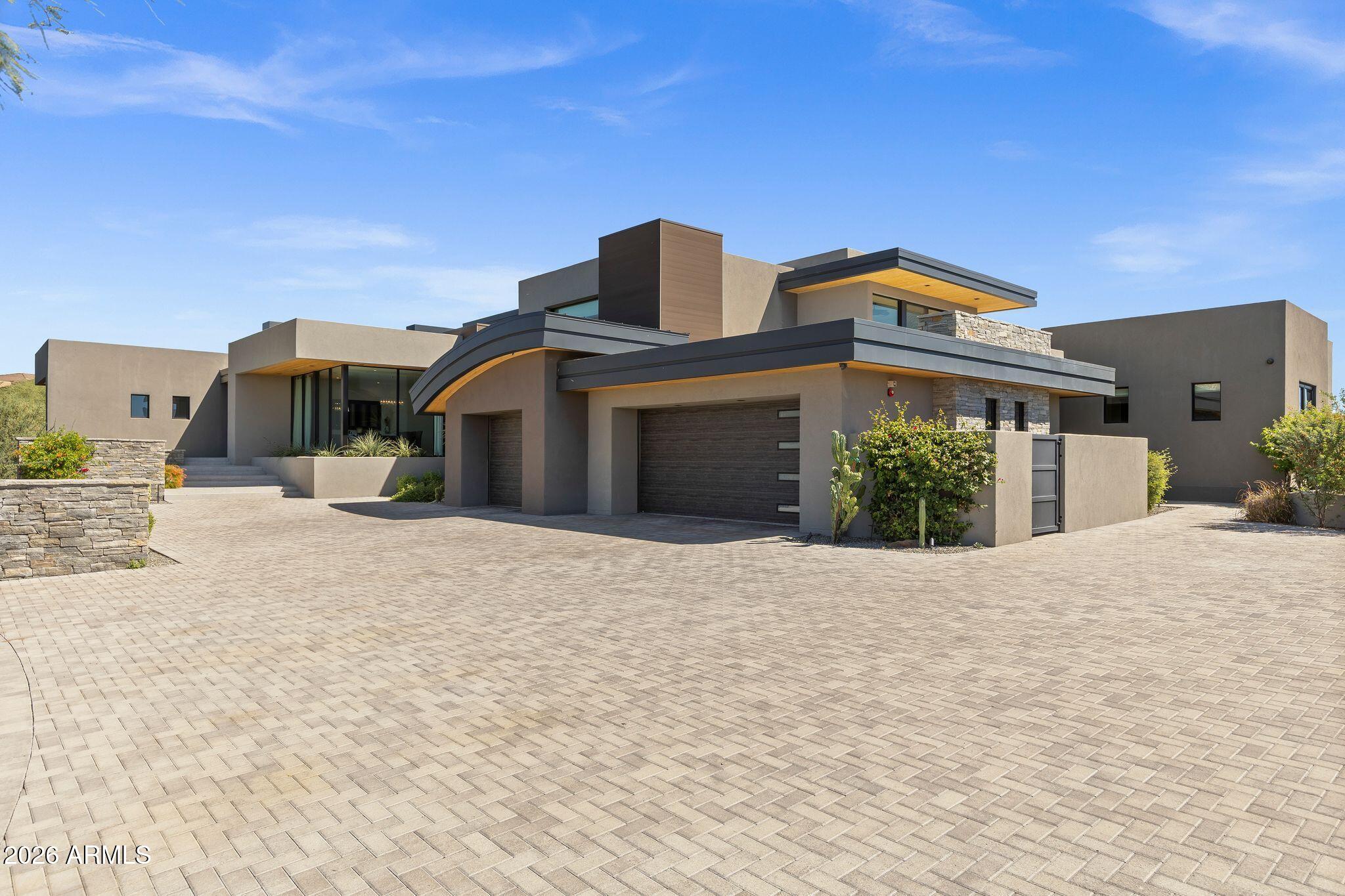 11133 E MESQUITE Drive