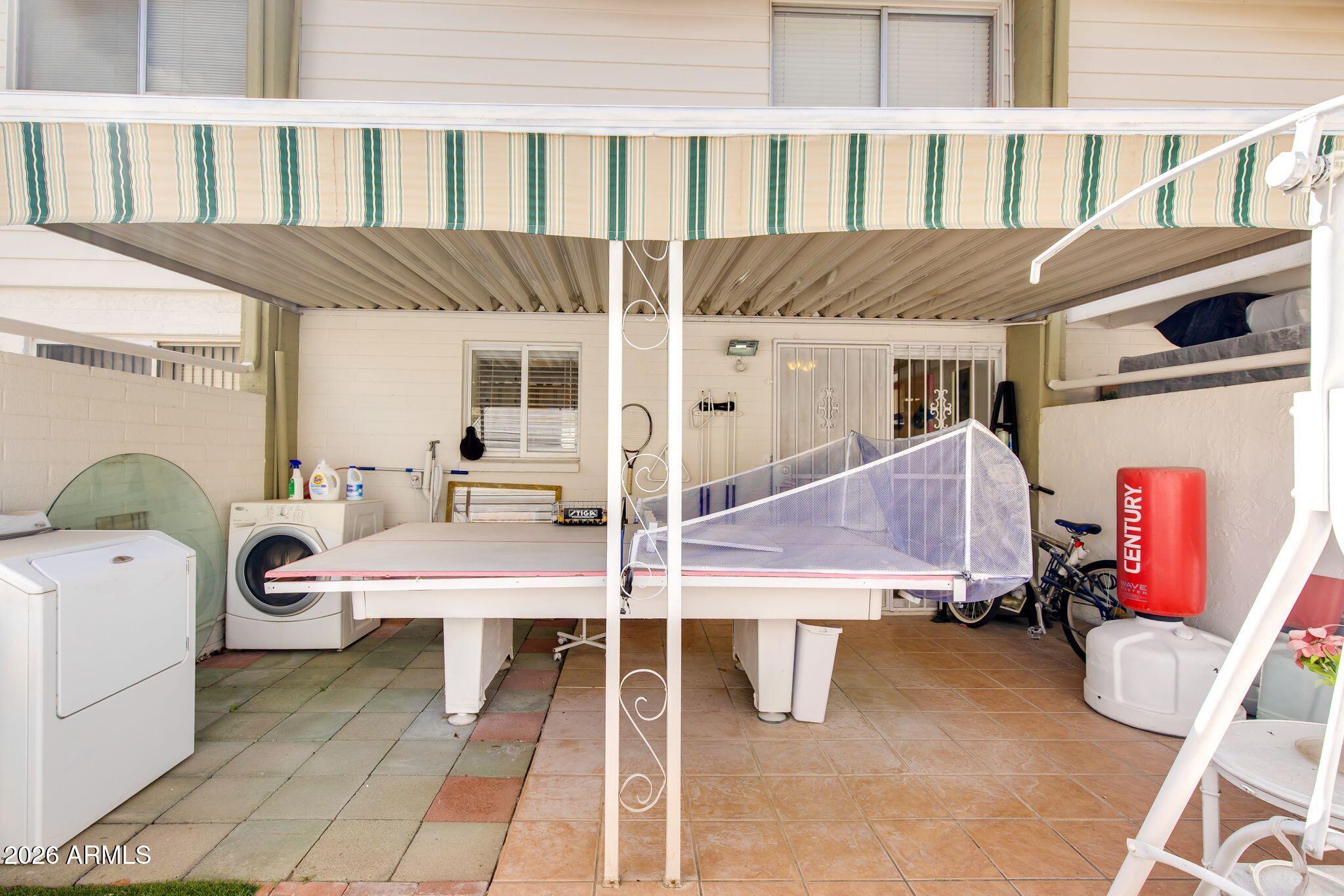 SCOTTSDALE EAST - Residential