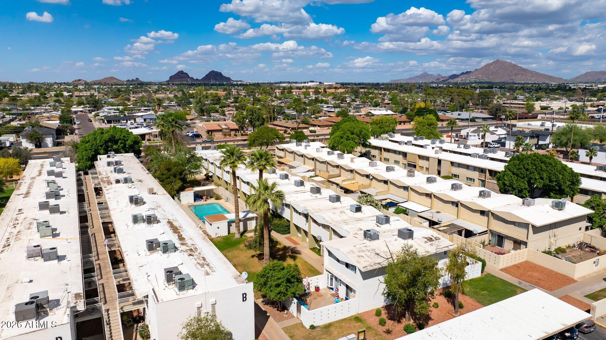SCOTTSDALE EAST - Residential
