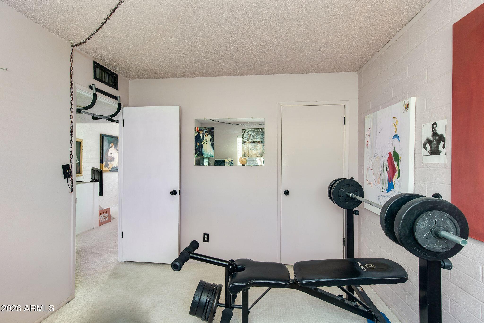 SCOTTSDALE EAST - Residential