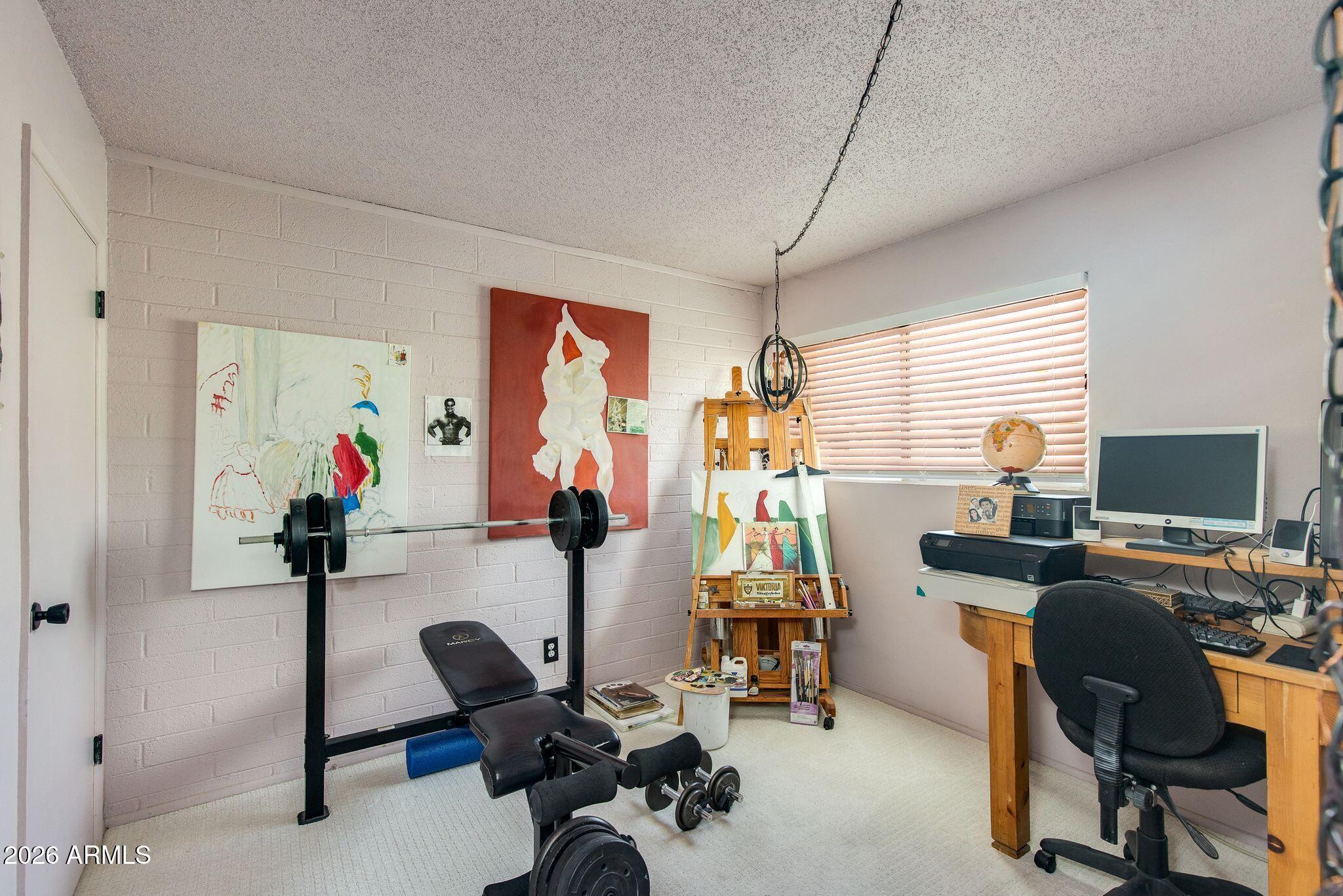 SCOTTSDALE EAST - Residential