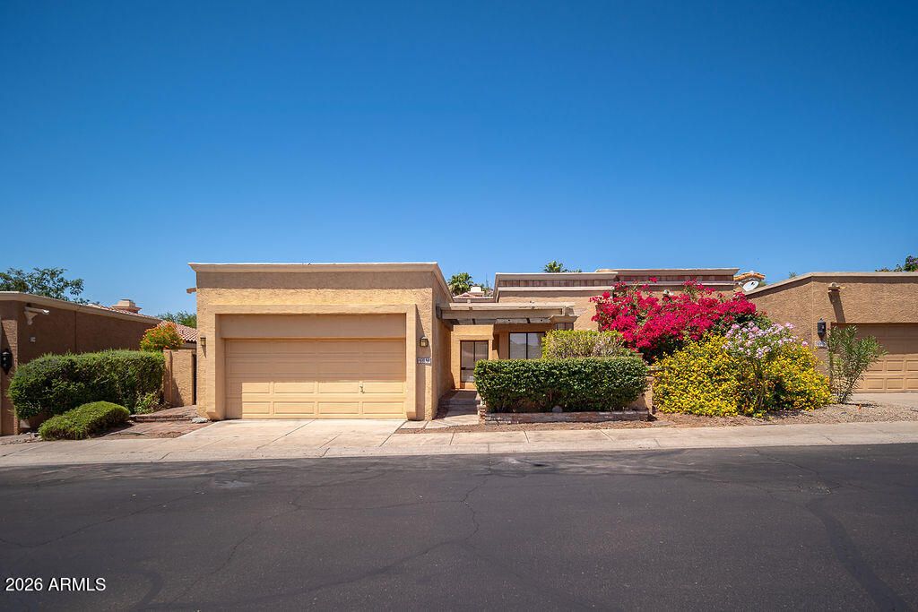 Photo of 10846 N 11th Street, Phoenix, AZ 85020 (MLS # 7030201)