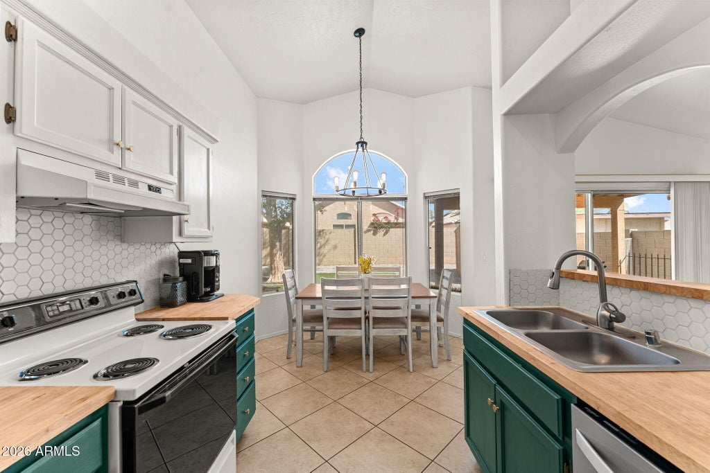 Photo of 8414 W Troy Street, Peoria, AZ 85382 (MLS # 7077140)