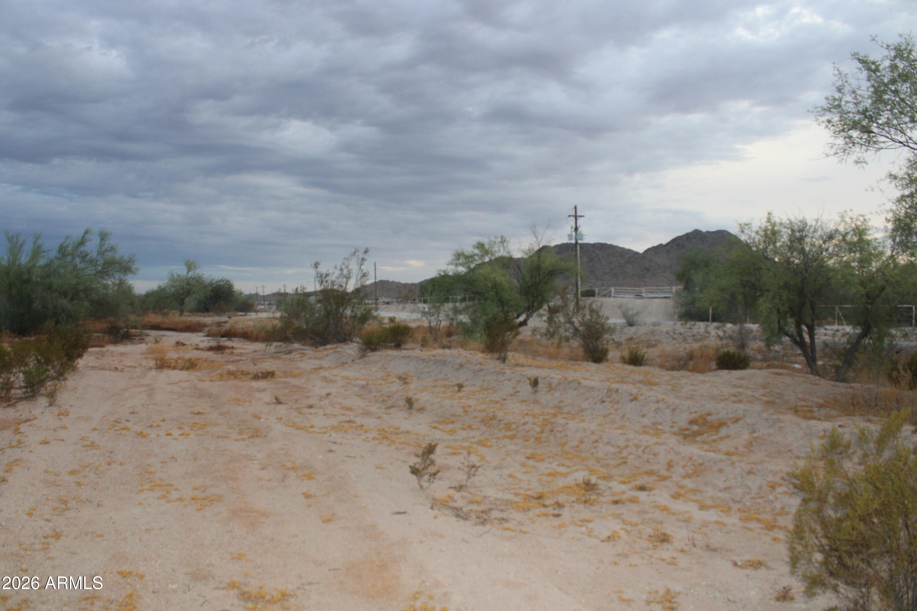 14751 S AIRPORT Road -