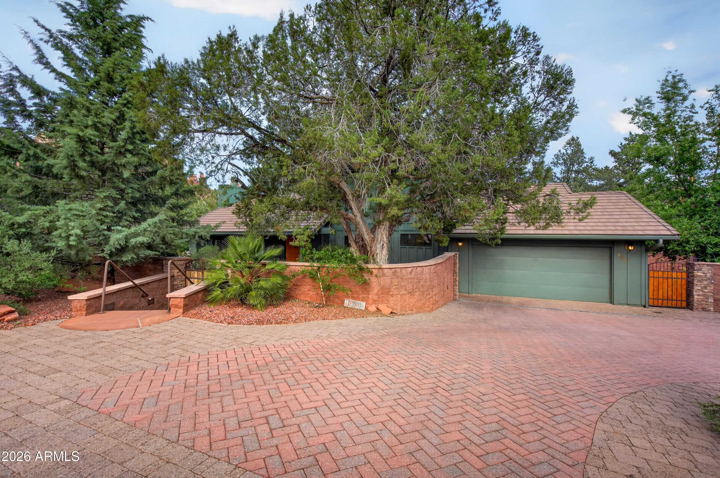 290 CORONADO Trail