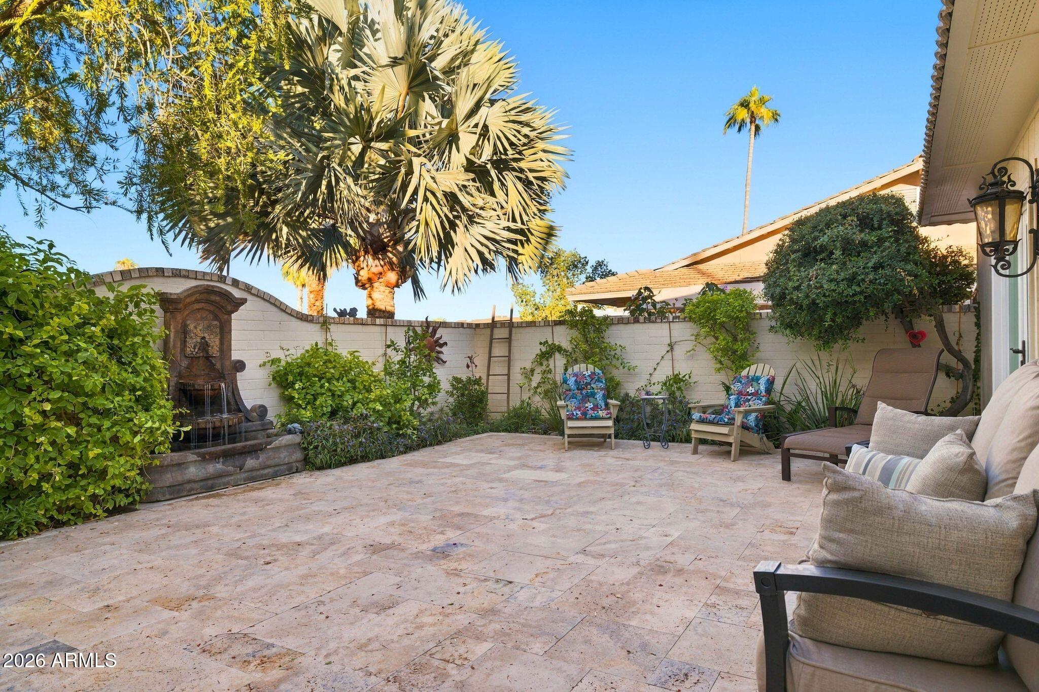 13607 W PYRACANTHA Drive