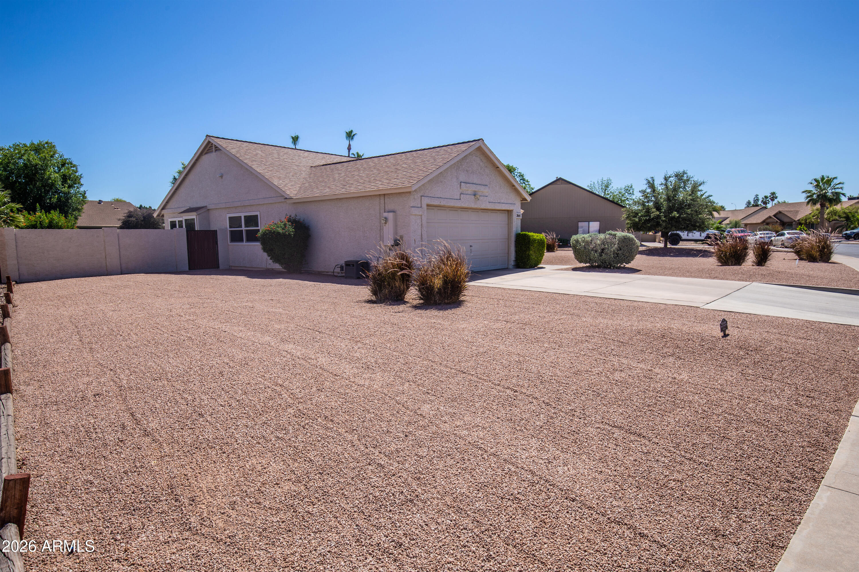 3644 W Laredo Street